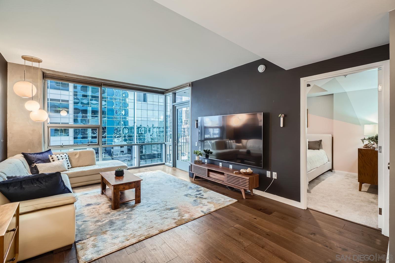 Detail Gallery Image 1 of 1 For 321  10th Ave  #904,  San Diego,  CA 92101 - 1 Beds | 1 Baths