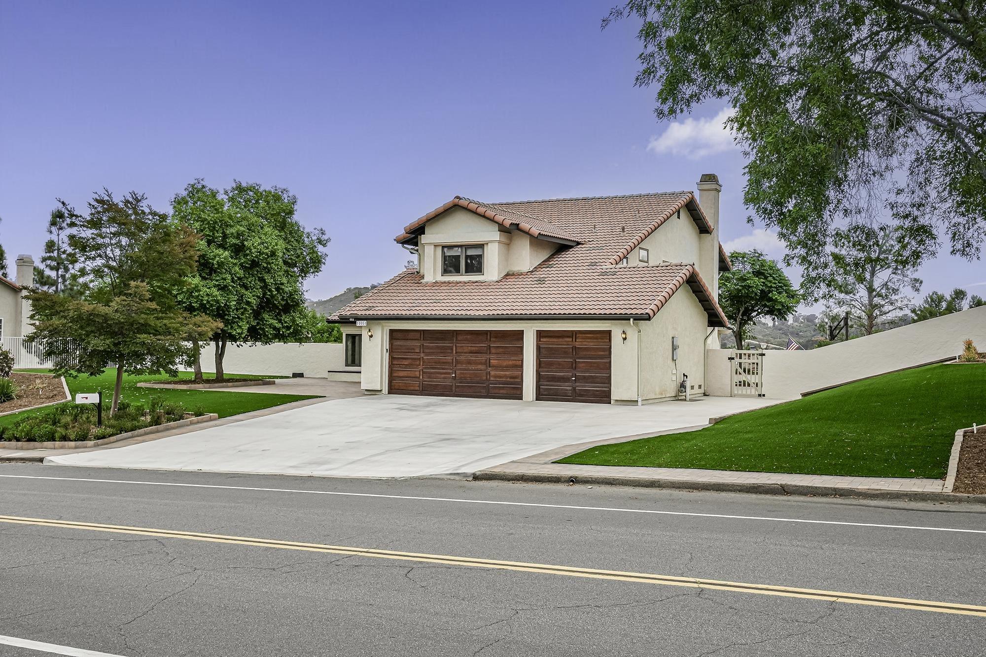 Detail Gallery Image 1 of 1 For 14051  Fiddletown Rd., Poway,  CA 92064 - 4 Beds | 3 Baths