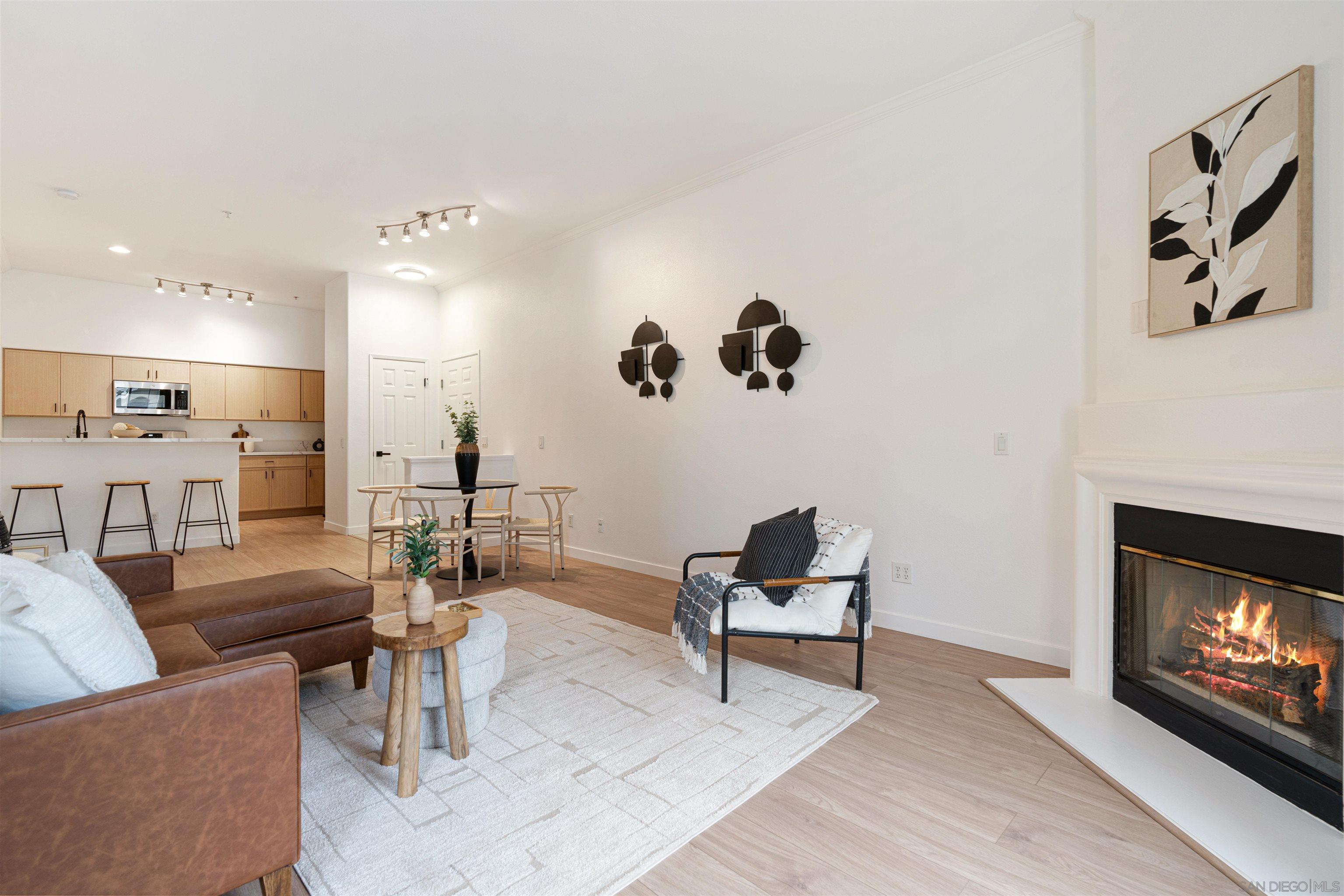 Front Image Thumbnail for SD250031738