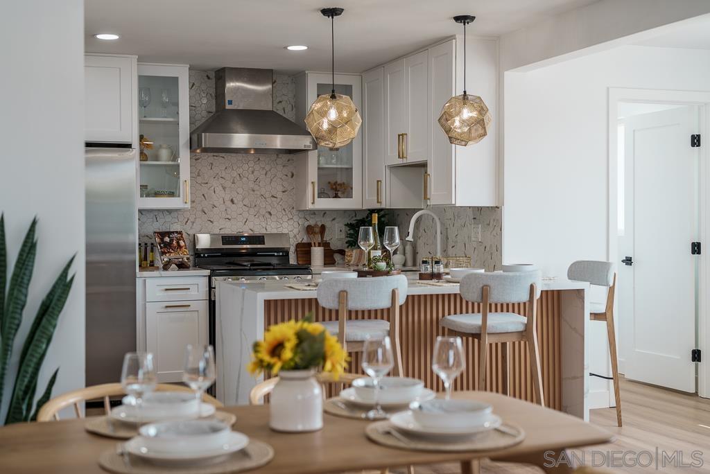 Detail Gallery Image 11 of 66 For 1892  Westinghouse St, San Diego,  CA 92111 - 3 Beds | 2 Baths