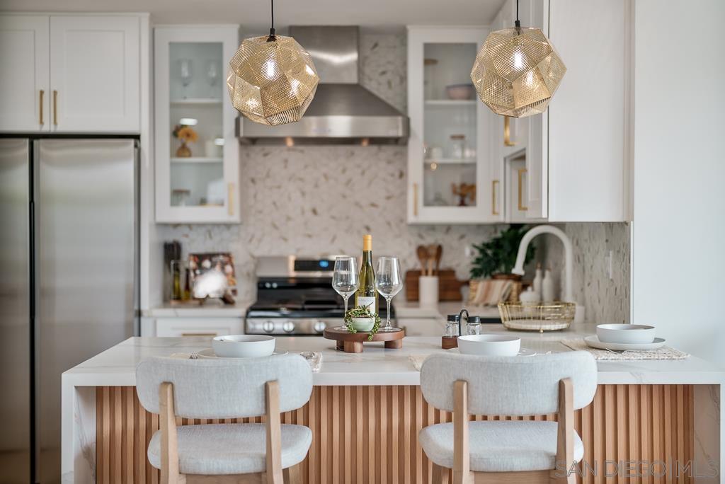 Detail Gallery Image 13 of 66 For 1892  Westinghouse St, San Diego,  CA 92111 - 3 Beds | 2 Baths