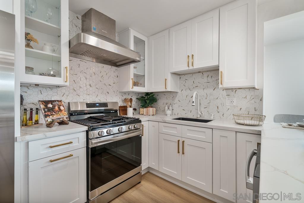 Detail Gallery Image 14 of 66 For 1892  Westinghouse St, San Diego,  CA 92111 - 3 Beds | 2 Baths