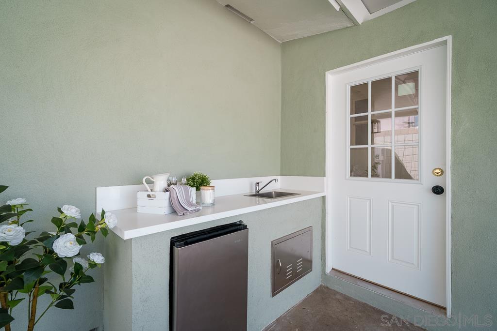 Detail Gallery Image 40 of 66 For 1892  Westinghouse St, San Diego,  CA 92111 - 3 Beds | 2 Baths