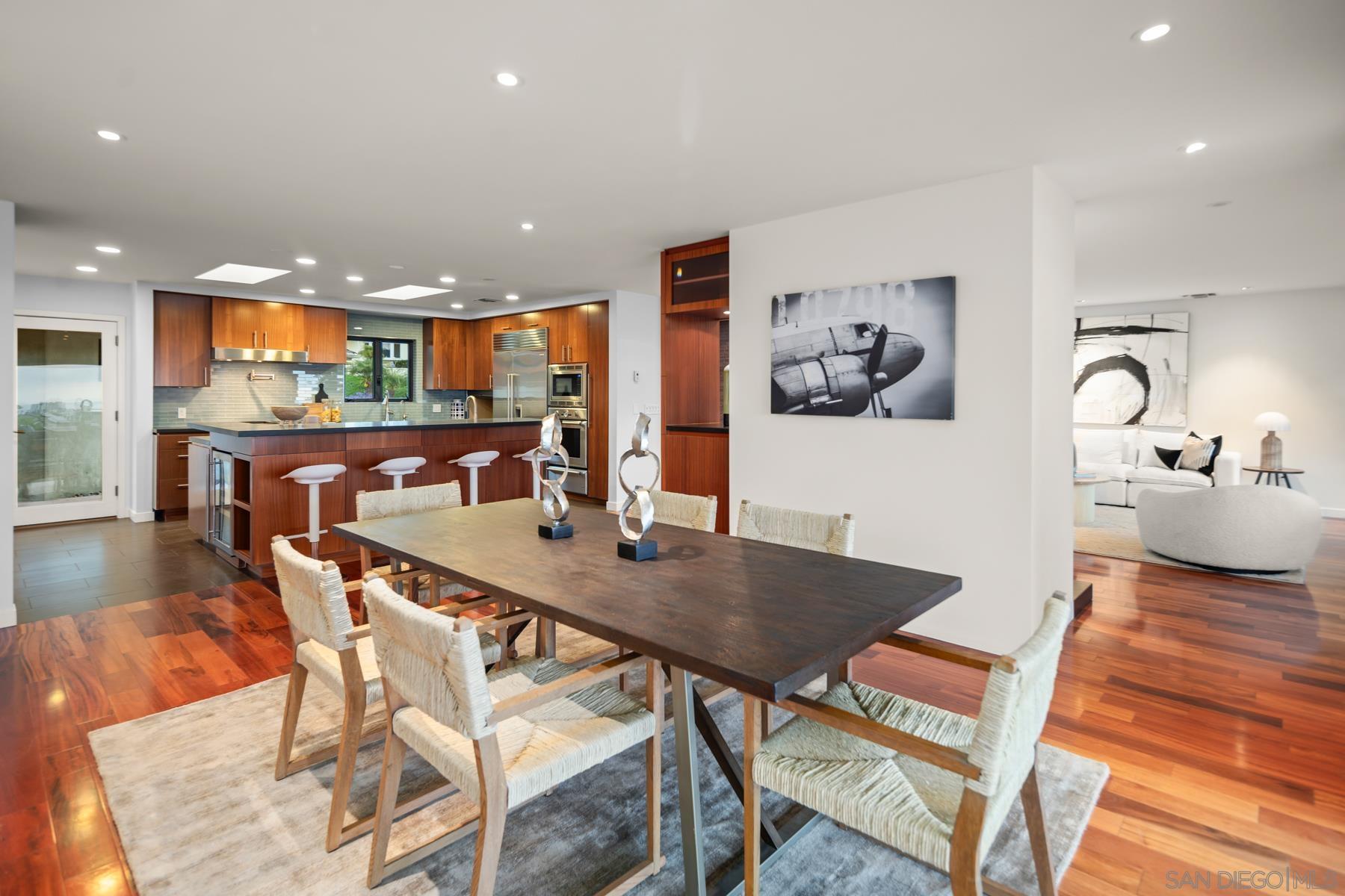 Detail Gallery Image 12 of 25 For 6561  Avenida Wilfredo, La Jolla,  CA 92037 - 4 Beds | 3 Baths