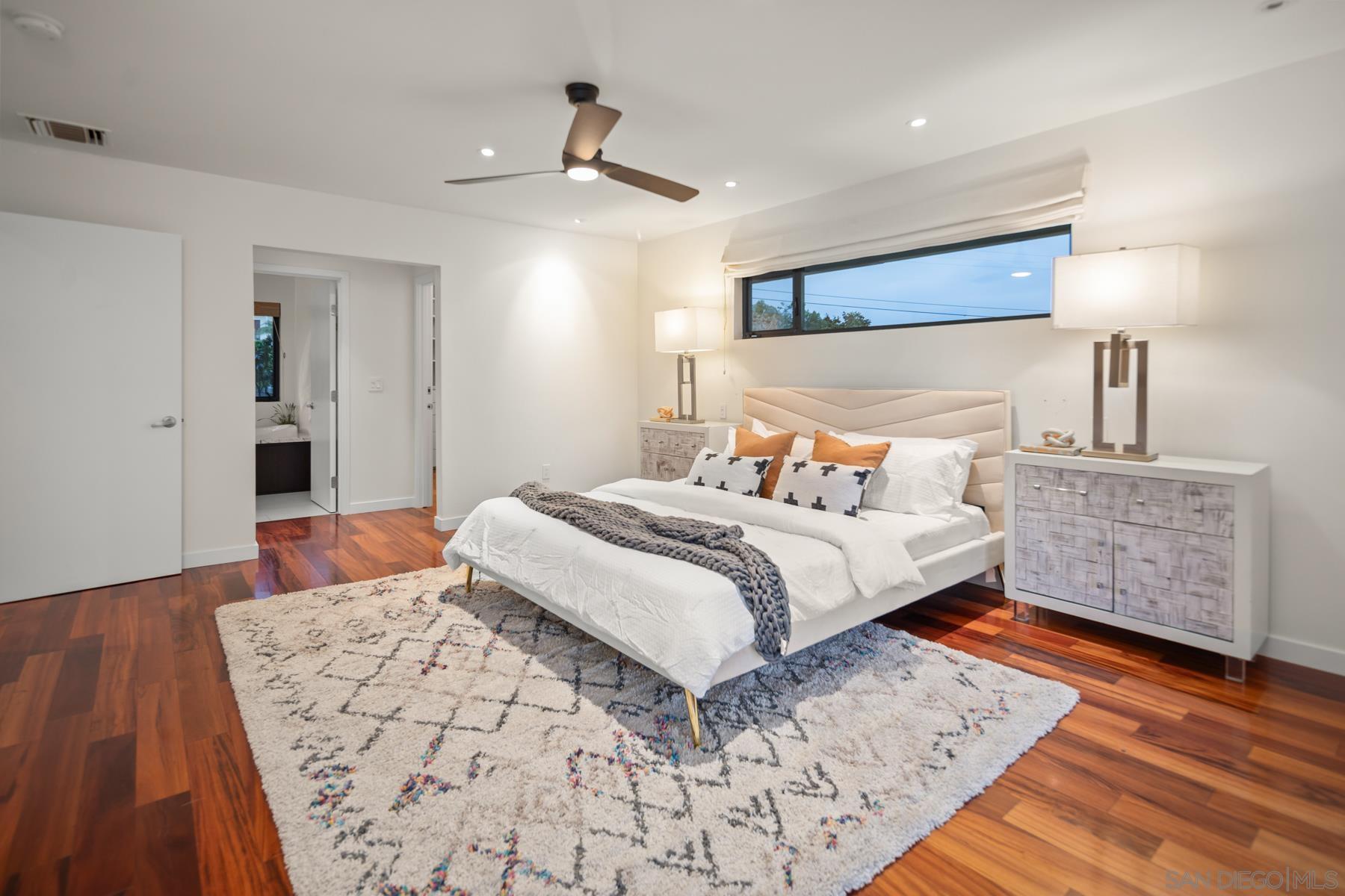 Detail Gallery Image 15 of 25 For 6561  Avenida Wilfredo, La Jolla,  CA 92037 - 4 Beds | 3 Baths