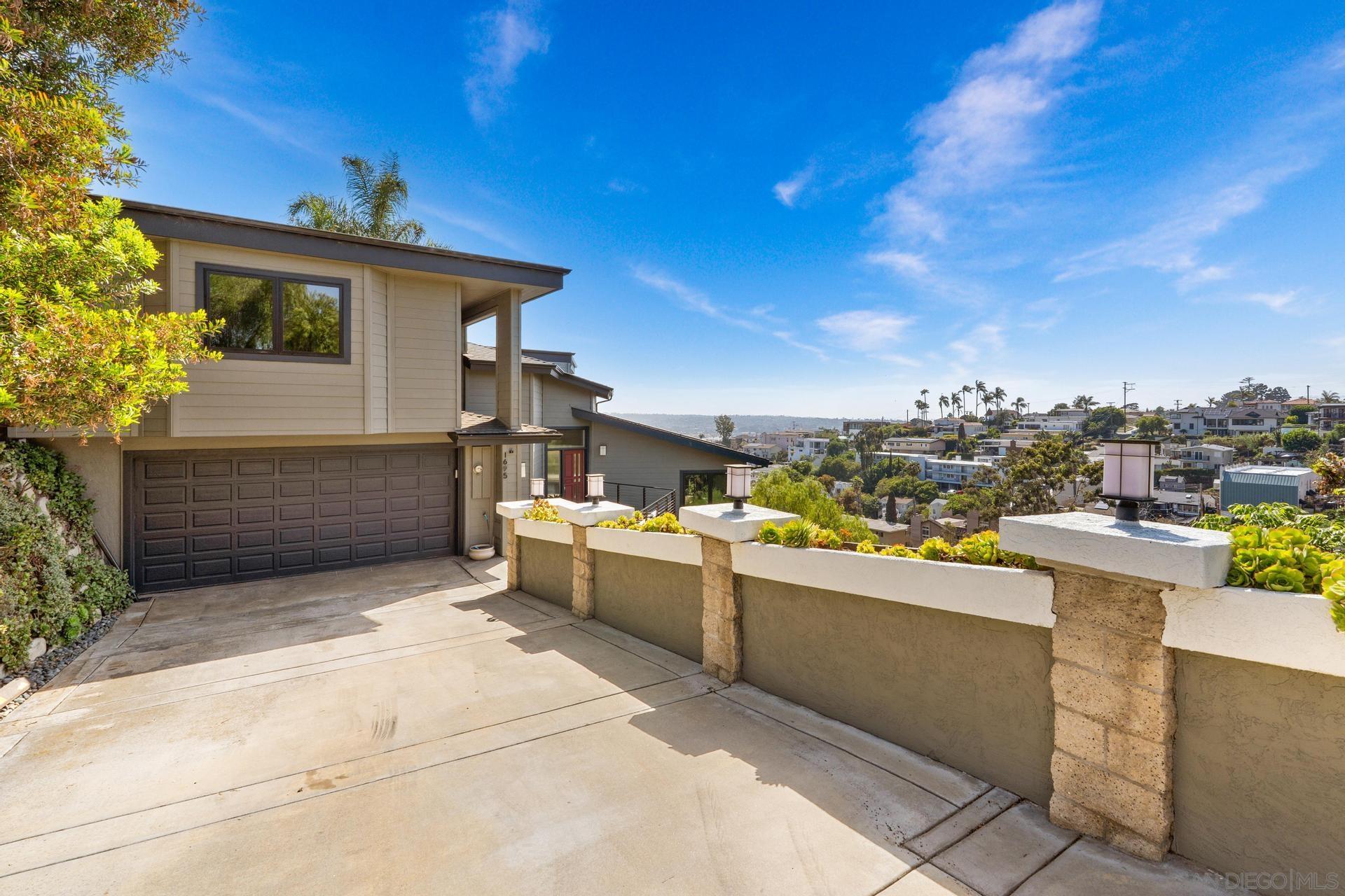 Detail Gallery Image 44 of 50 For 1695  Neale St, San Diego,  CA 92103 - 3 Beds | 2/1 Baths