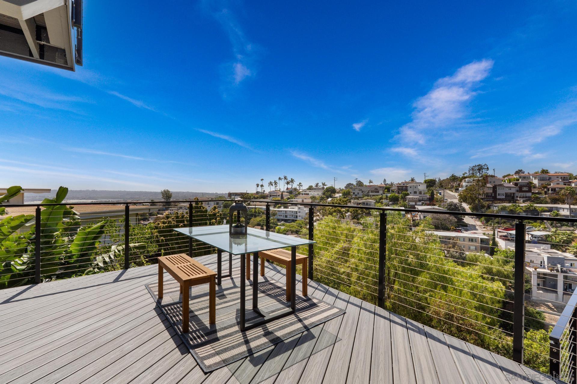 Detail Gallery Image 10 of 50 For 1695  Neale St, San Diego,  CA 92103 - 3 Beds | 2/1 Baths