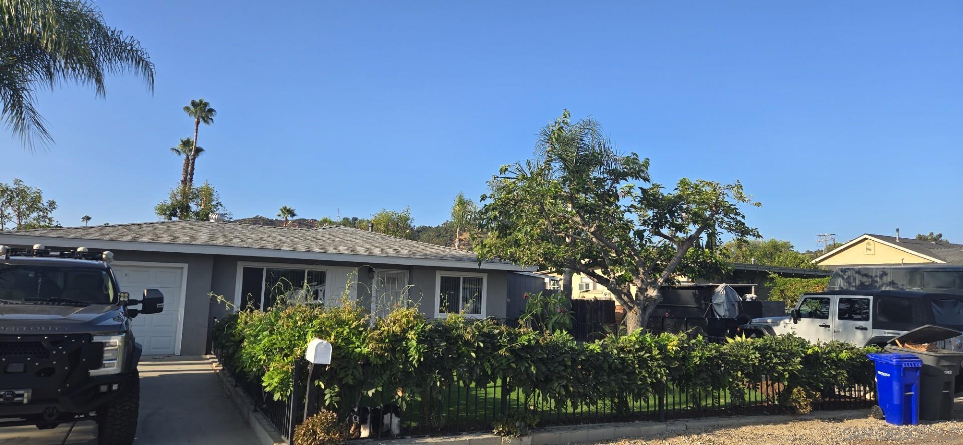 Front Image Thumbnail for SD250032015