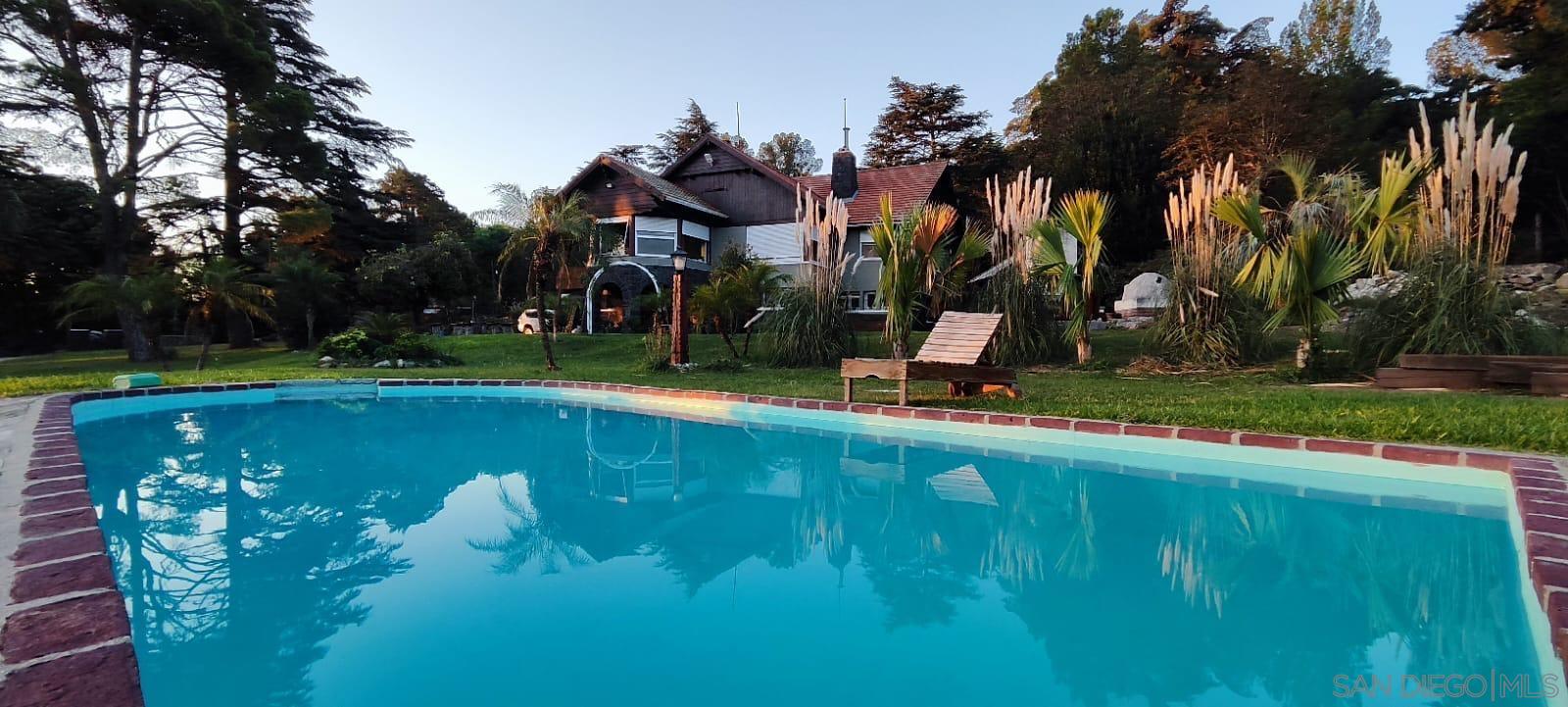 Detail Gallery Image 11 of 39 For 1267  Calle La Lomas N, –,  CA 99999 - 7 Beds | 4 Baths