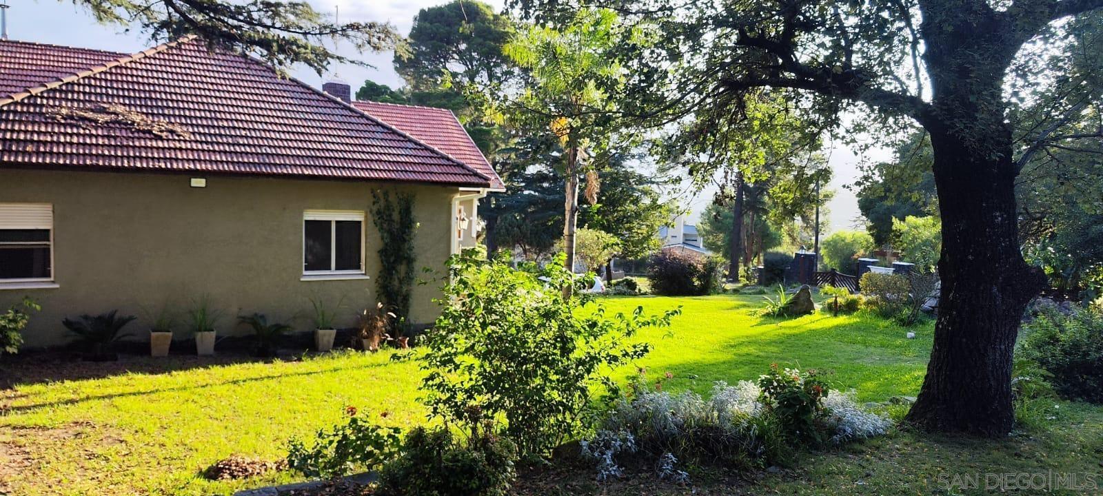 Detail Gallery Image 20 of 39 For 1267  Calle La Lomas N, –,  CA 99999 - 7 Beds | 4 Baths