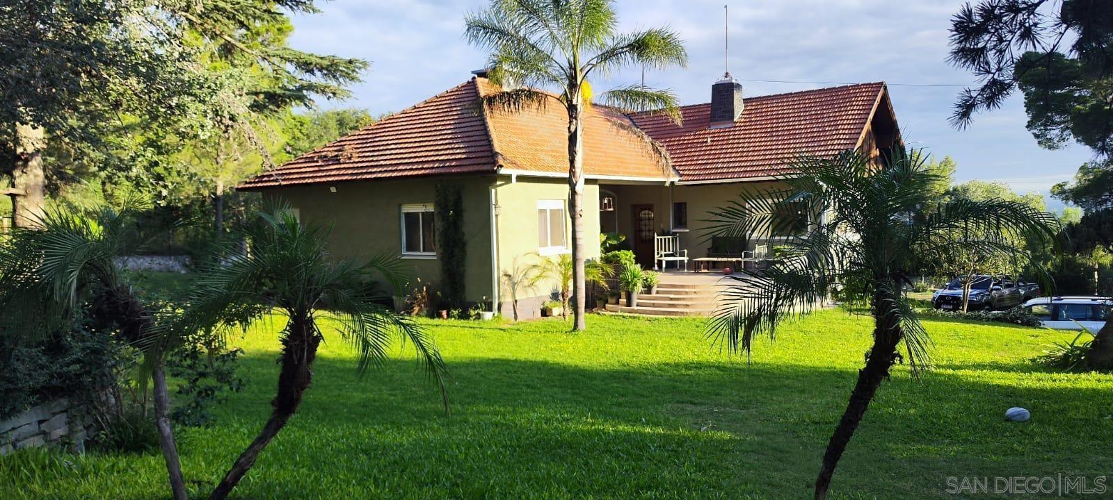 Detail Gallery Image 21 of 39 For 1267  Calle La Lomas N, –,  CA 99999 - 7 Beds | 4 Baths