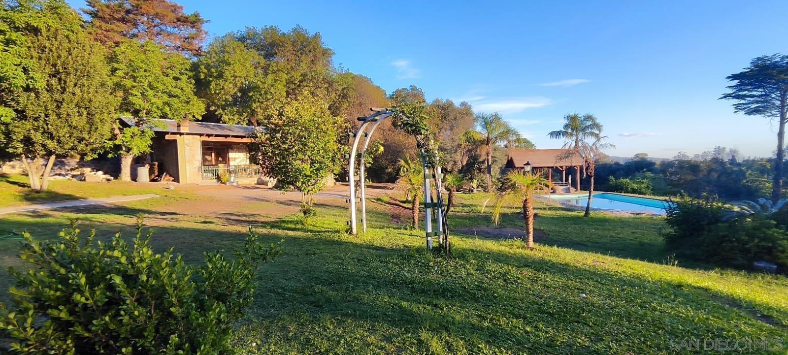 Detail Gallery Image 23 of 39 For 1267  Calle La Lomas N, –,  CA 99999 - 7 Beds | 4 Baths