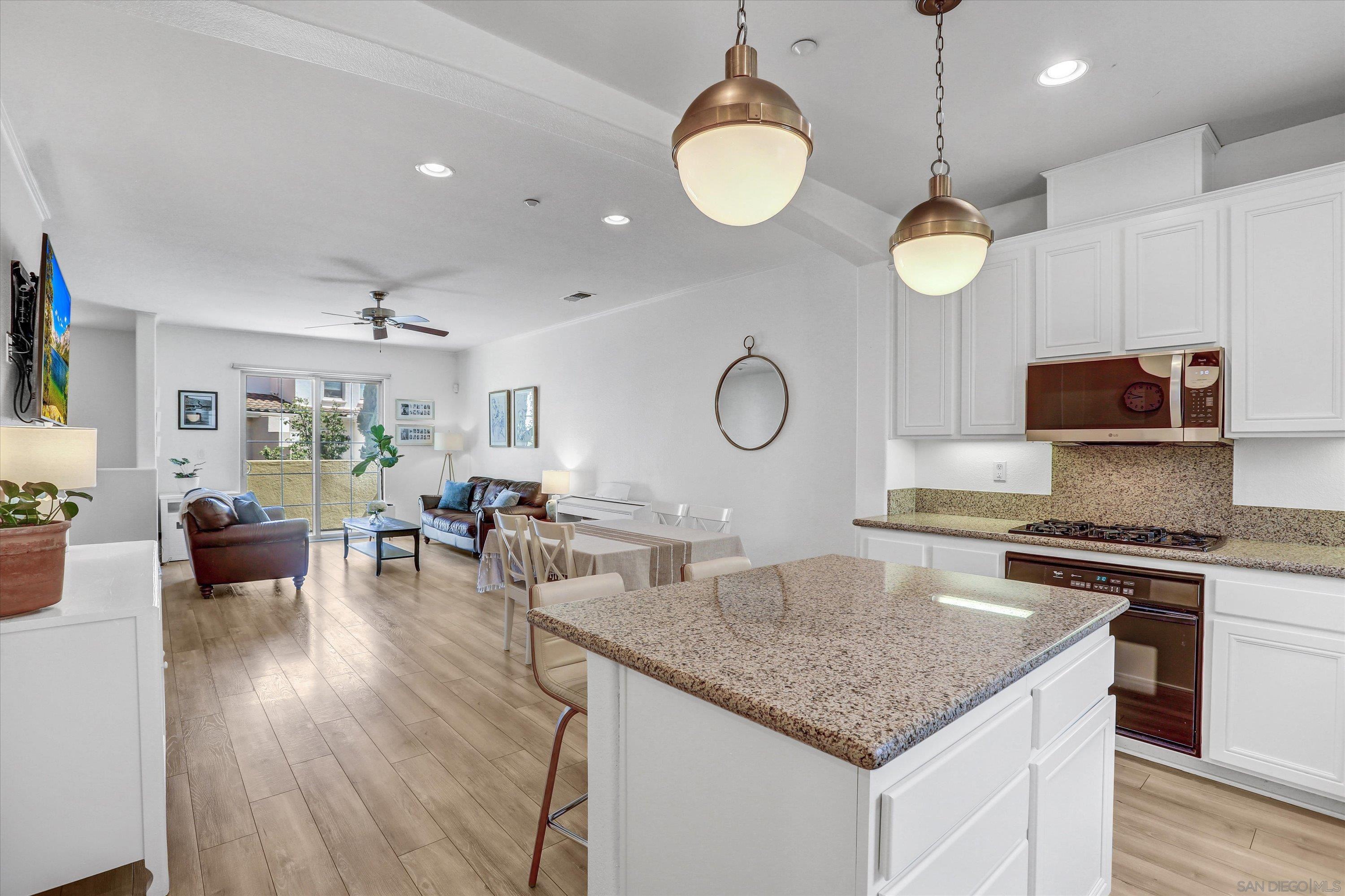 Front Image Thumbnail for SD250032024