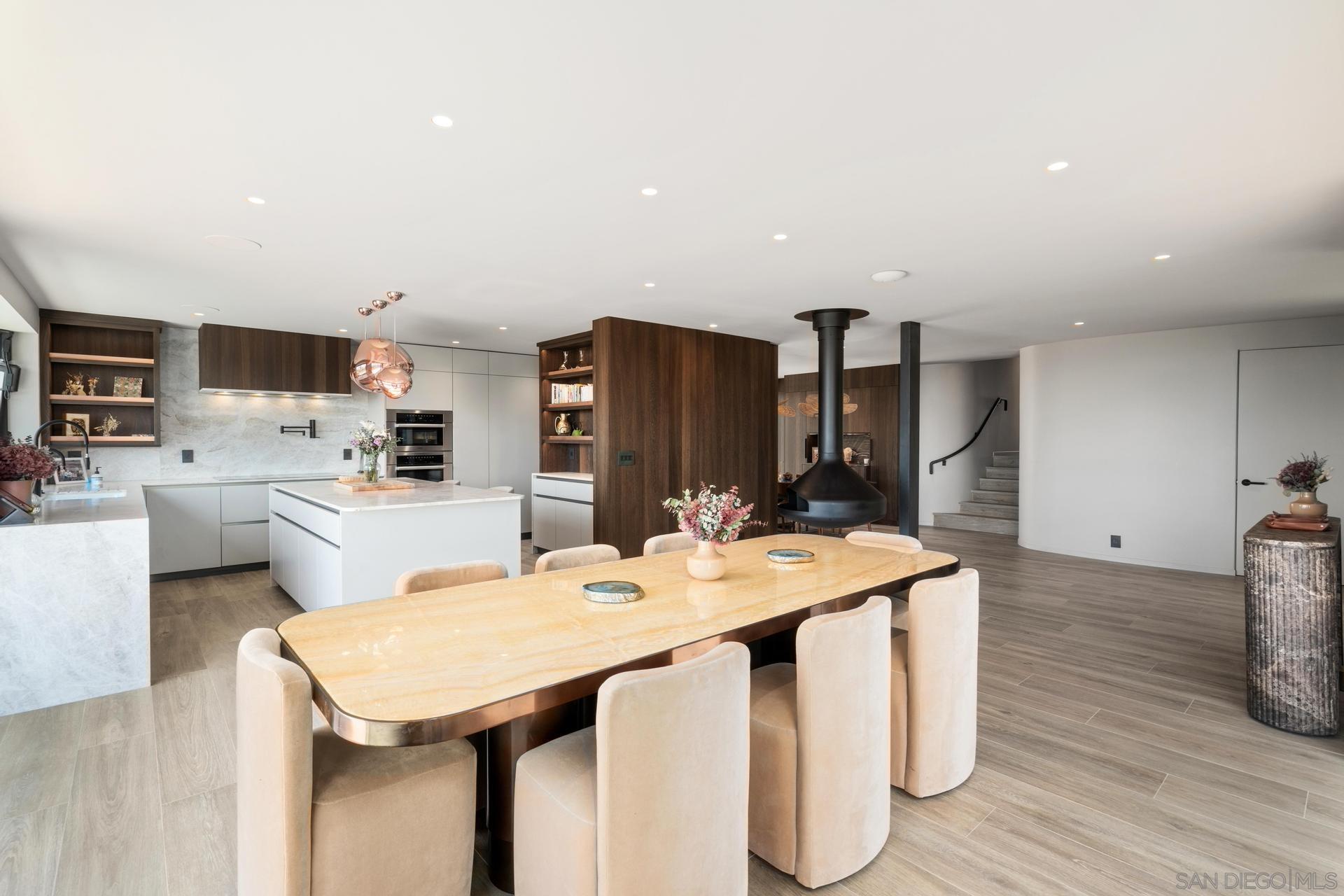 Detail Gallery Image 14 of 75 For 255  Patty Hill Drive, Solana Beach,  CA 92075 - 4 Beds | 4/1 Baths