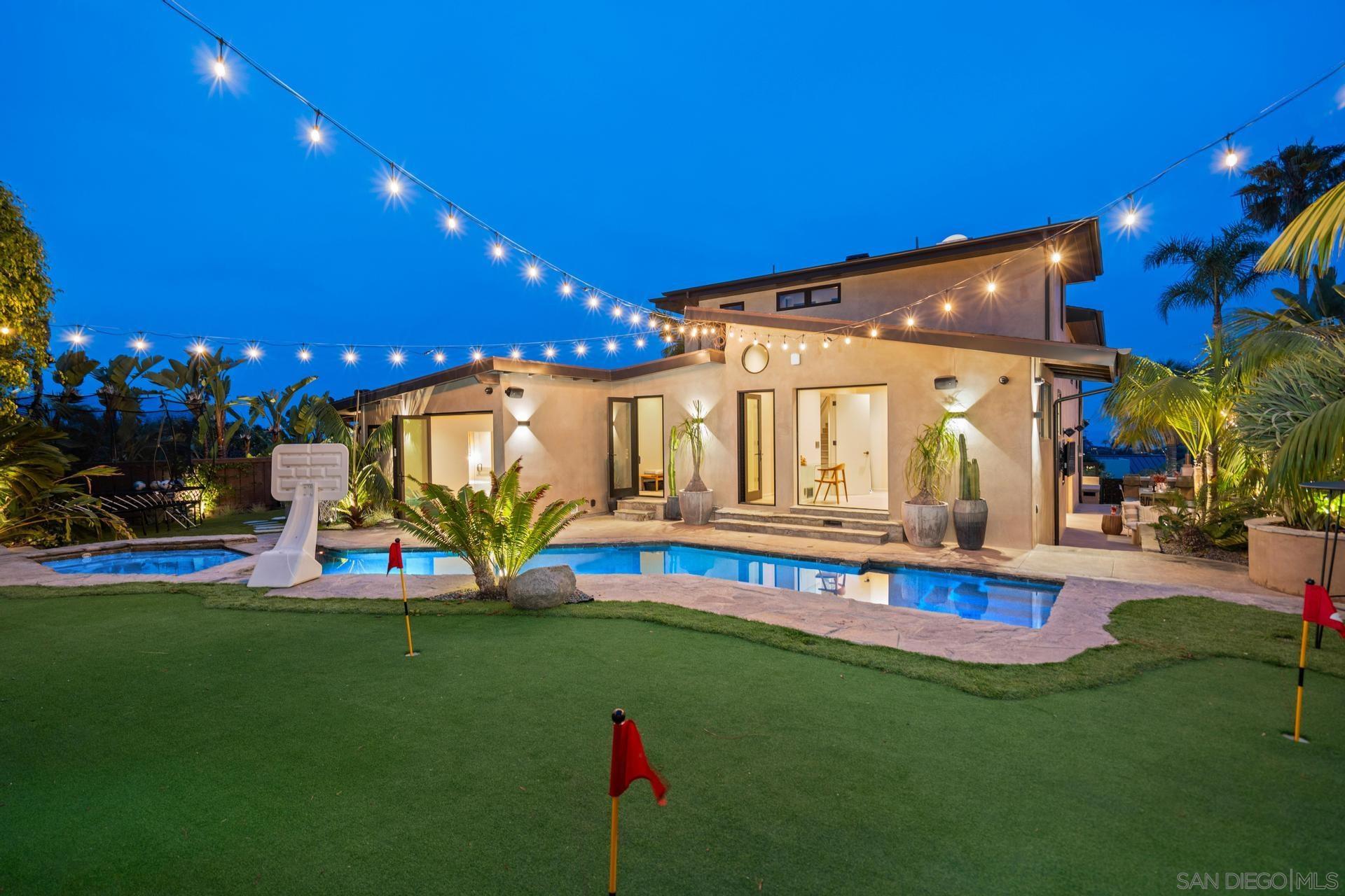 Detail Gallery Image 34 of 75 For 255  Patty Hill Drive, Solana Beach,  CA 92075 - 4 Beds | 4/1 Baths