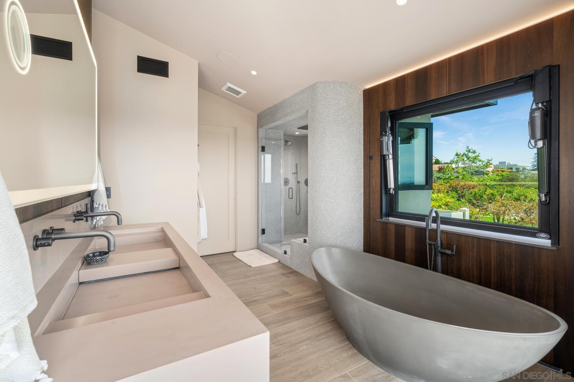 Detail Gallery Image 45 of 75 For 255  Patty Hill Drive, Solana Beach,  CA 92075 - 4 Beds | 4/1 Baths