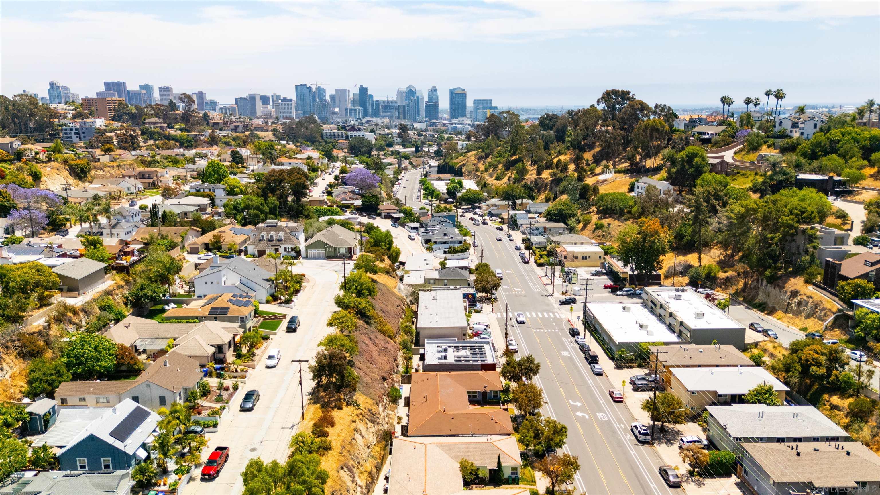 Detail Gallery Image 6 of 16 For 3139-47  Reynard Way, San Diego,  CA 92103 - – Beds | – Baths