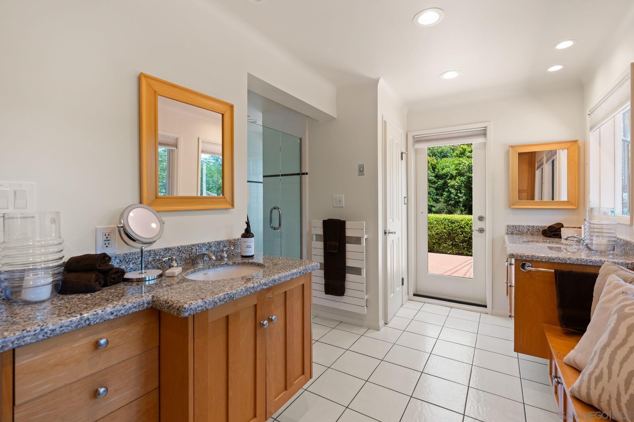 Detail Gallery Image 20 of 24 For 6347  Las Colinas, Rancho Santa Fe,  CA 92067 - 5 Beds | 4/1 Baths