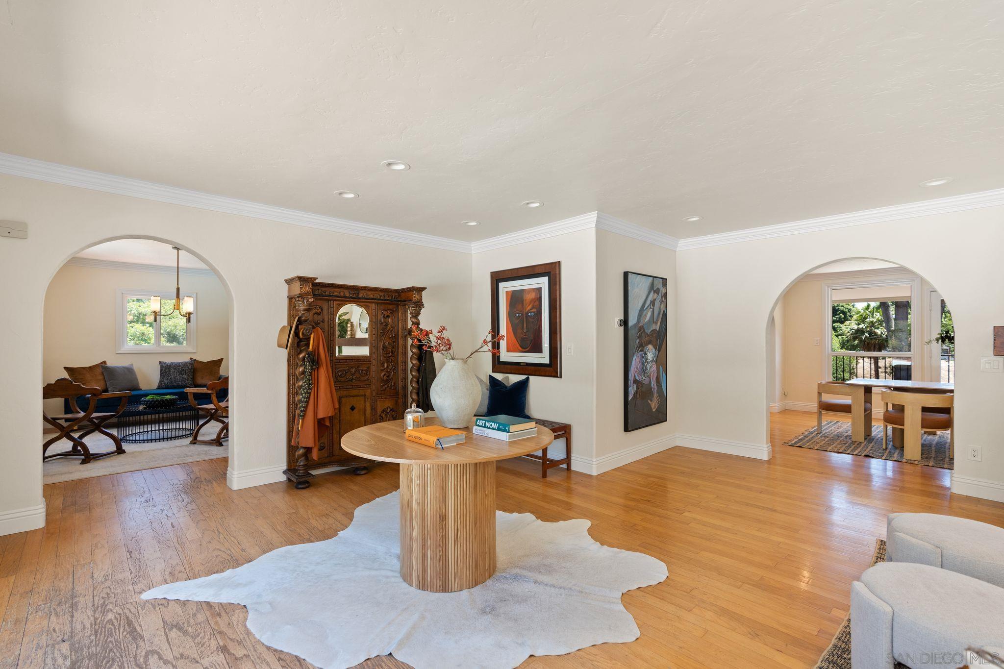 Detail Gallery Image 9 of 24 For 6347  Las Colinas, Rancho Santa Fe,  CA 92067 - 5 Beds | 4/1 Baths