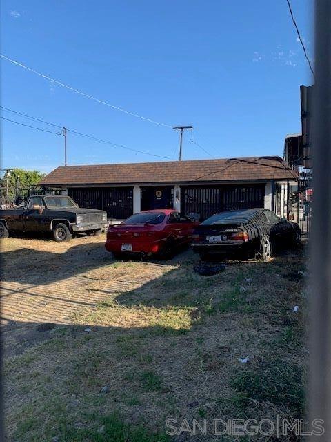 Detail Gallery Image 1 of 30 For 925  W Main St, El Cajon,  CA 92020 - – Beds | – Baths