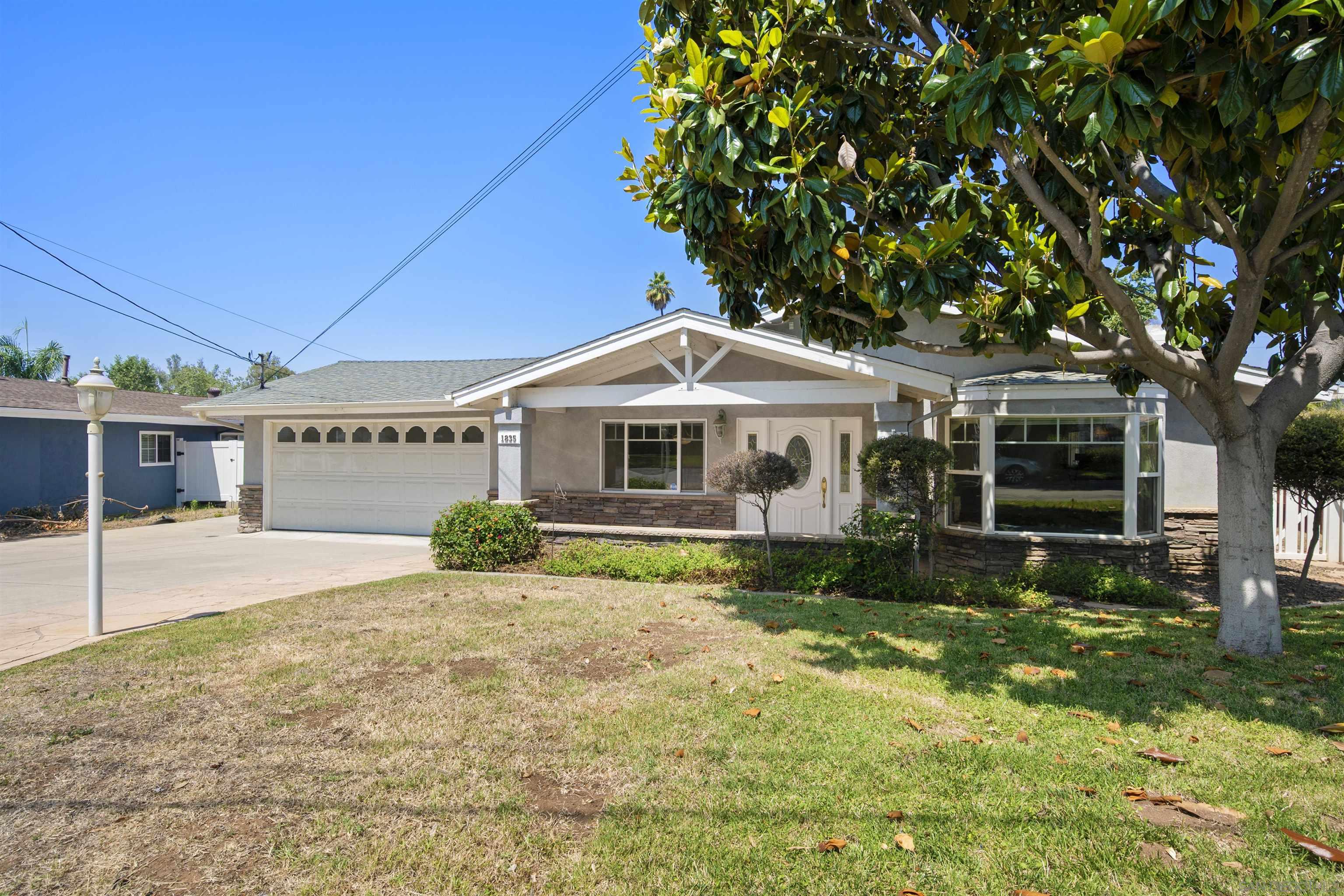 Detail Gallery Image 1 of 1 For 1835  Westward Ho Circle, El Cajon,  CA 92021 - 4 Beds | 2/1 Baths