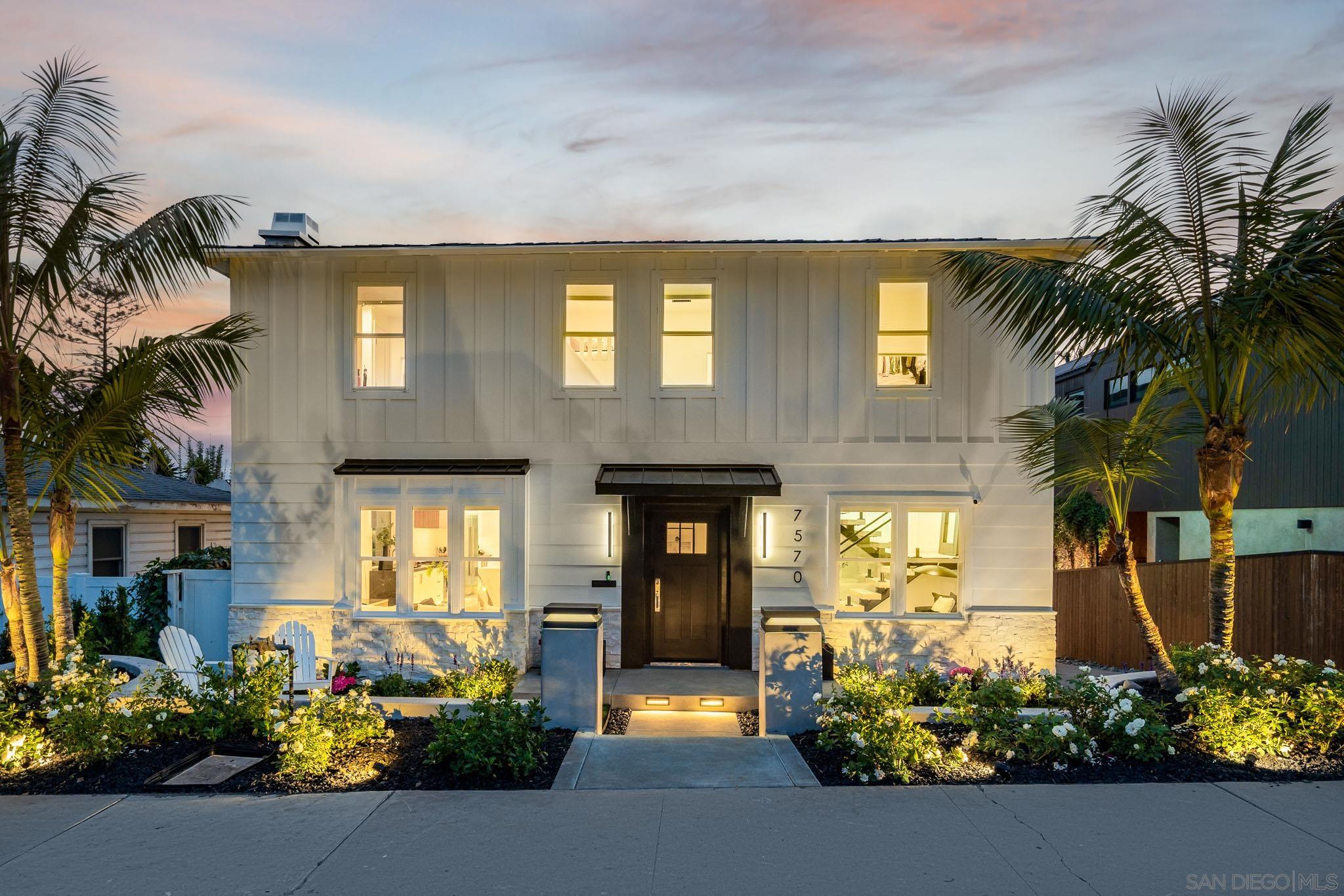 Detail Gallery Image 1 of 1 For 7570  Cabrillo Ave, La Jolla,  CA 92037 - 5 Beds | 5 Baths