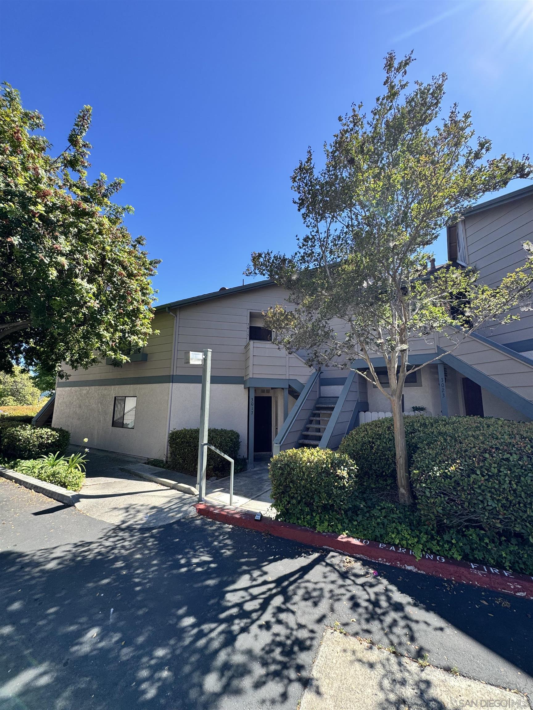 Front Image Thumbnail for SD250032202