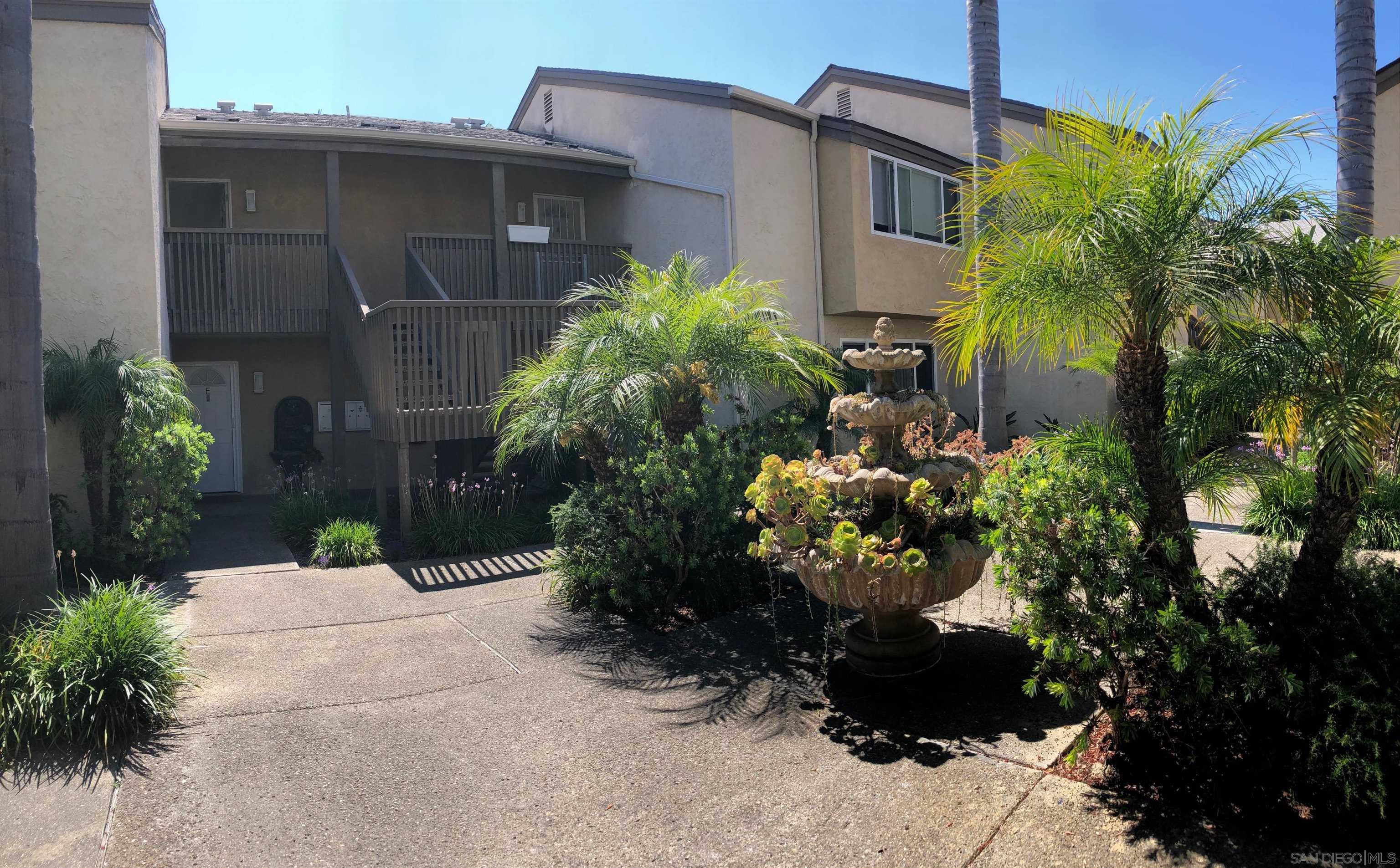 Detail Gallery Image 1 of 1 For 8529  Villa La Jolla Dr.  #F,  La Jolla,  CA 92037 - 1 Beds | 1 Baths