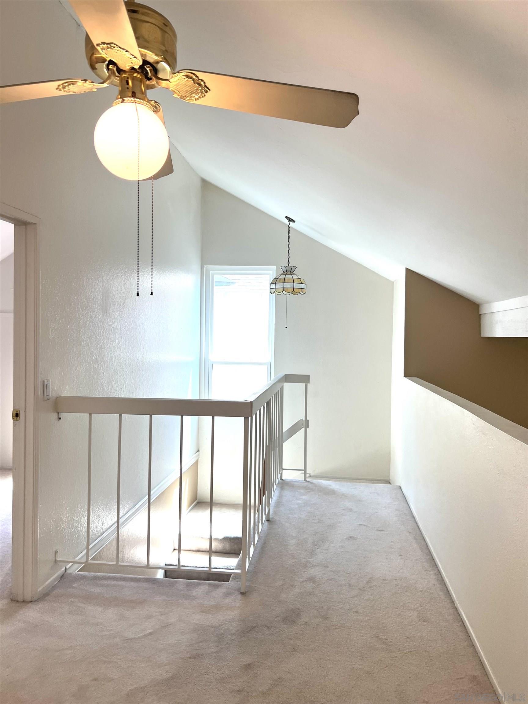 Detail Gallery Image 14 of 34 For 10706  Esmeraldas Dr, San Diego,  CA 92124 - 4 Beds | 2 Baths