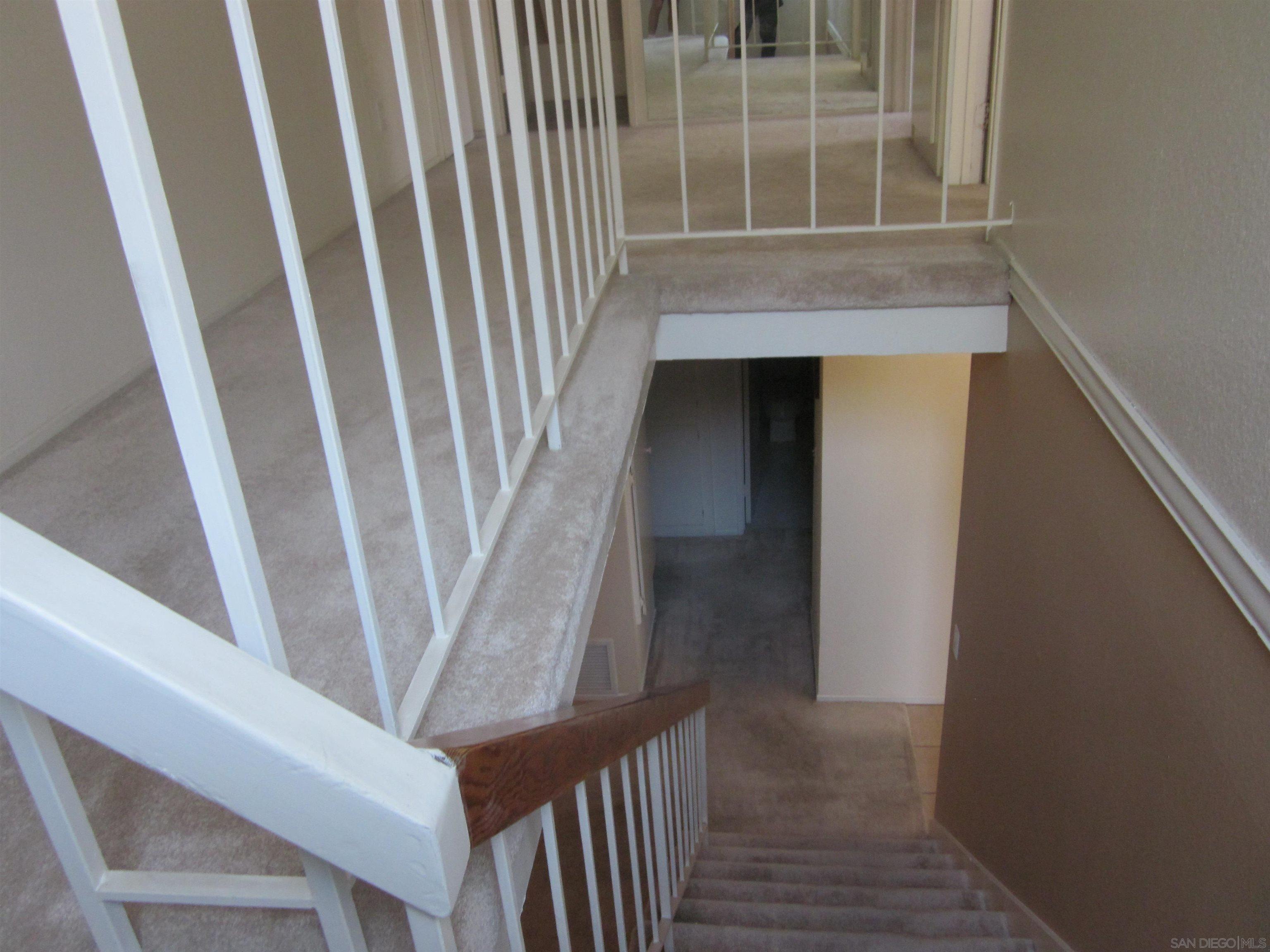 Detail Gallery Image 15 of 34 For 10706  Esmeraldas Dr, San Diego,  CA 92124 - 4 Beds | 2 Baths