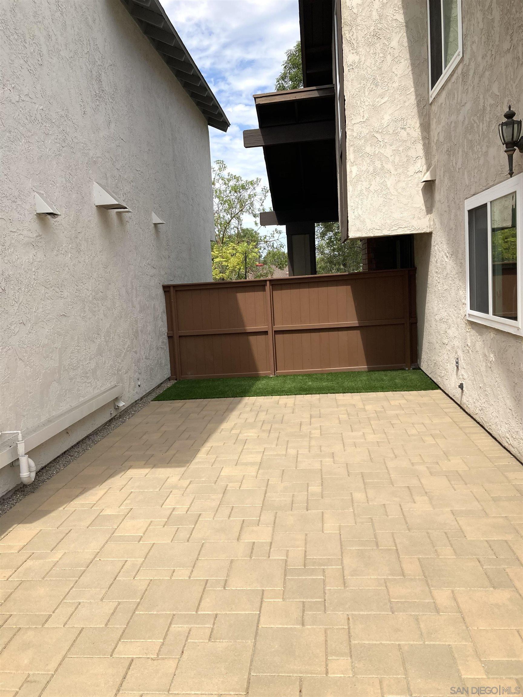 Detail Gallery Image 23 of 34 For 10706  Esmeraldas Dr, San Diego,  CA 92124 - 4 Beds | 2 Baths