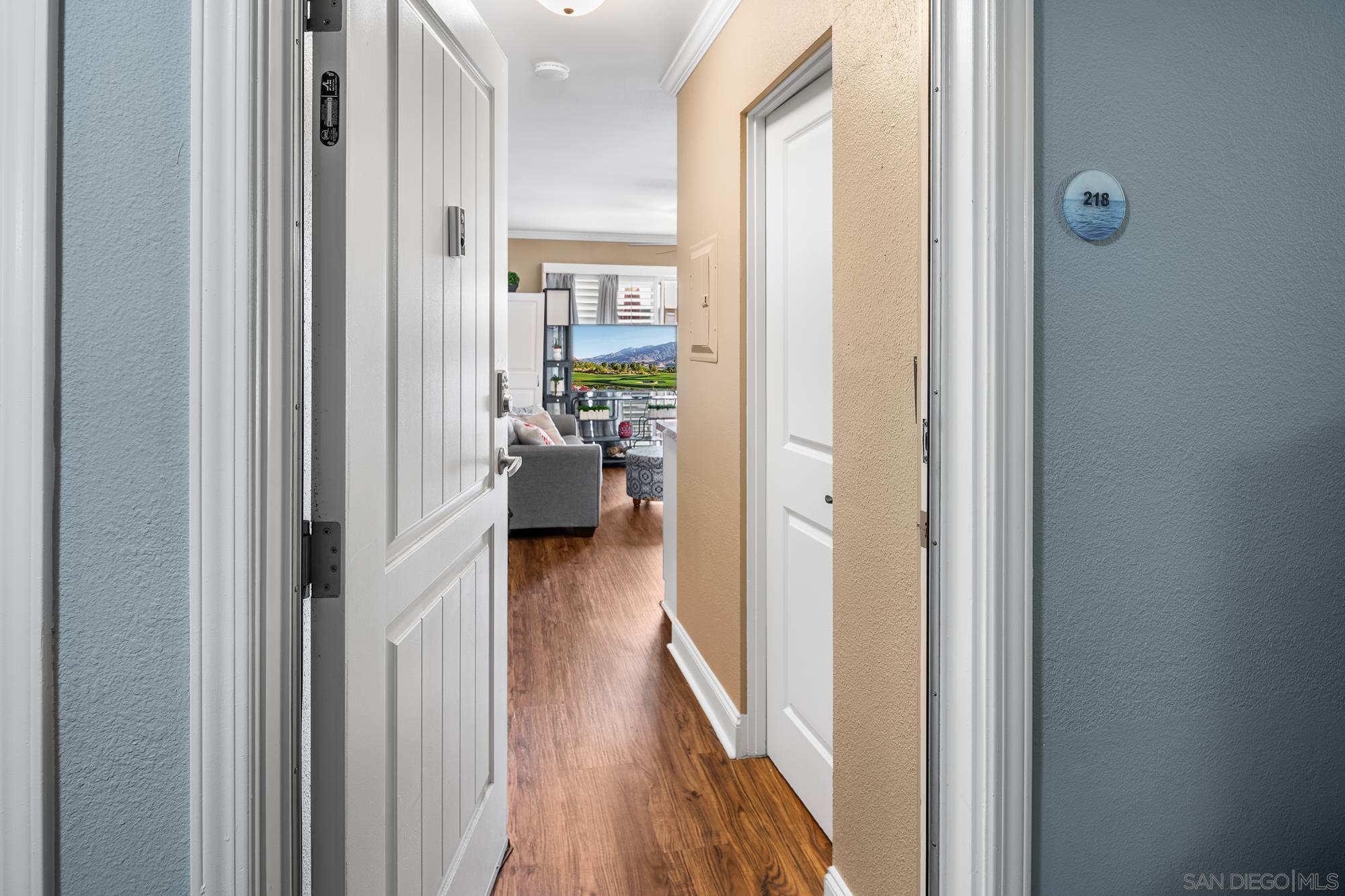 Detail Gallery Image 3 of 27 For 1021  Scott St  #218,  San Diego,  CA 92106 - 0 Beds | 1 Baths