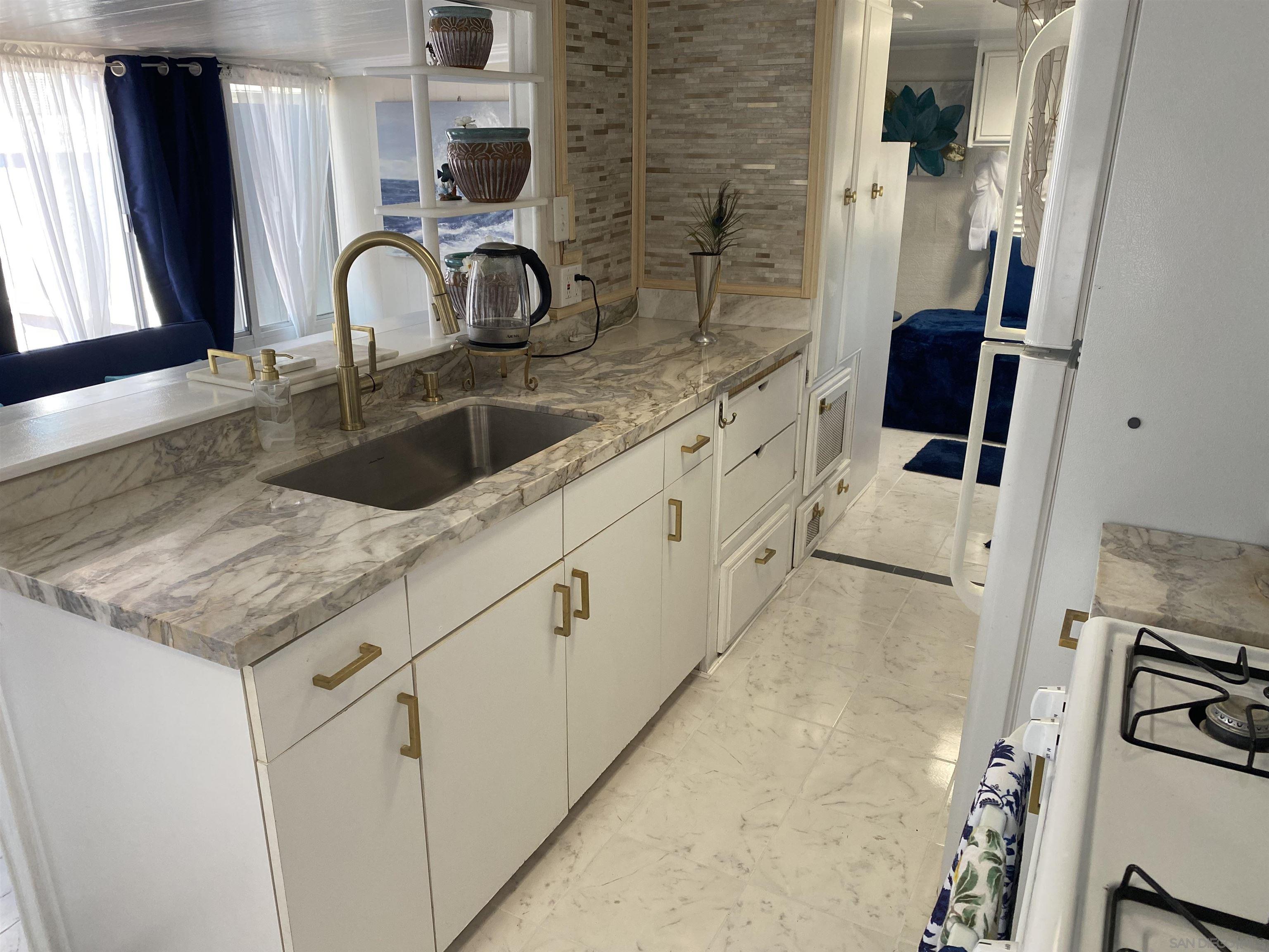 Detail Gallery Image 8 of 18 For 900 N Cleveland Street  #103,  Oceanside,  CA 92054 - 1 Beds | 1 Baths