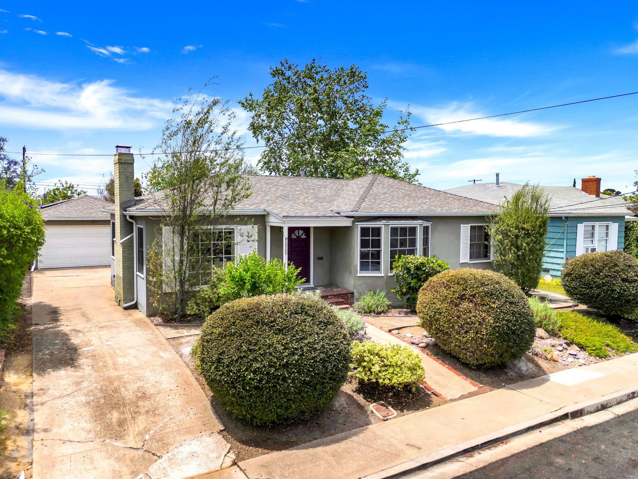 Detail Gallery Image 1 of 1 For 4822  Atlanta Dr, San Diego,  CA 92115 - 3 Beds | 2 Baths