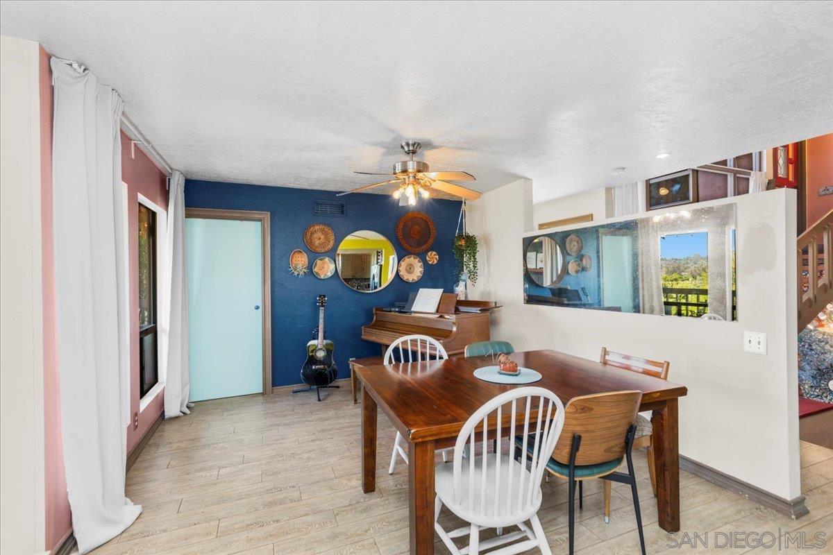 Detail Gallery Image 12 of 41 For 8621  Golf Drive, Spring Valley,  CA 91977 - 4 Beds | 3/1 Baths