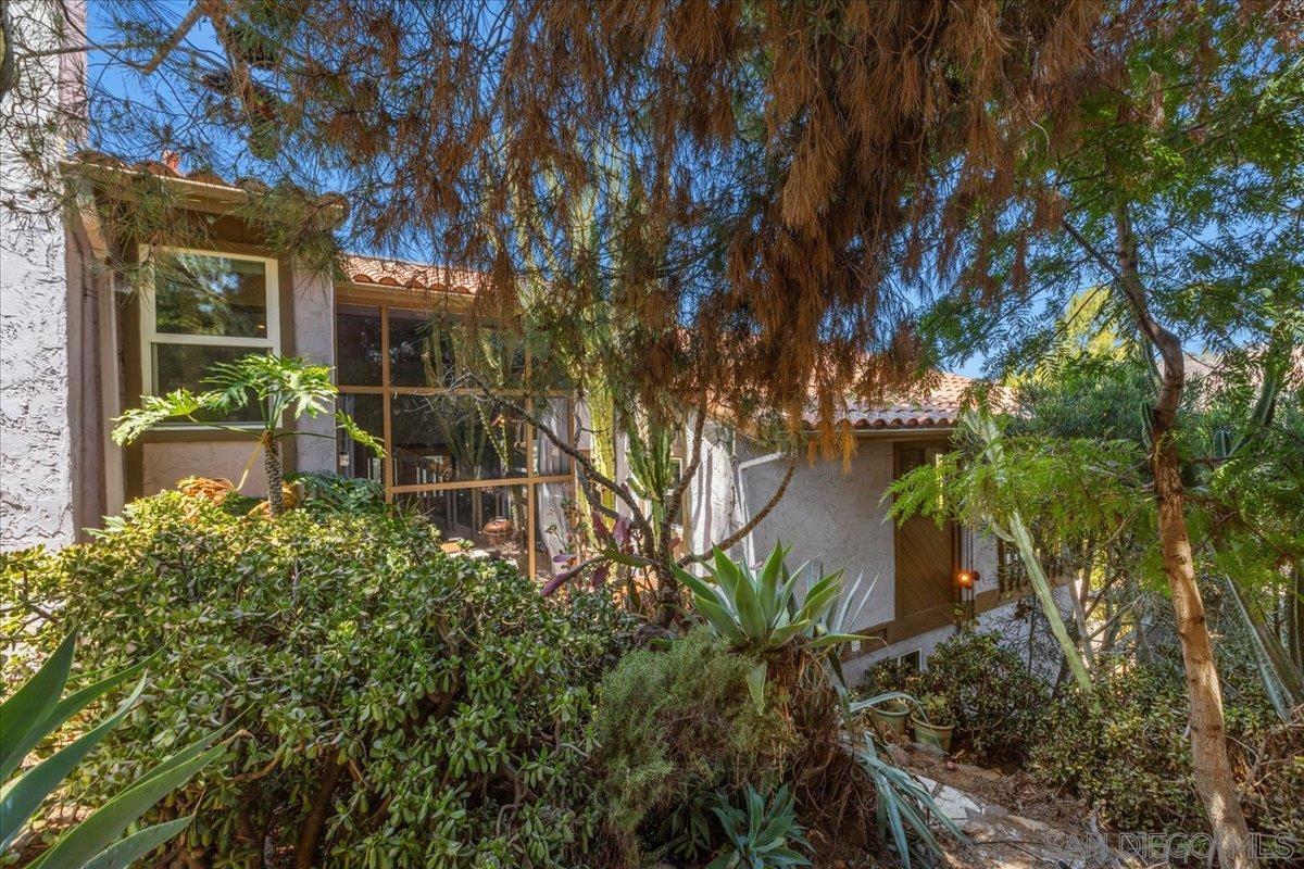 Detail Gallery Image 40 of 41 For 8621  Golf Drive, Spring Valley,  CA 91977 - 4 Beds | 3/1 Baths