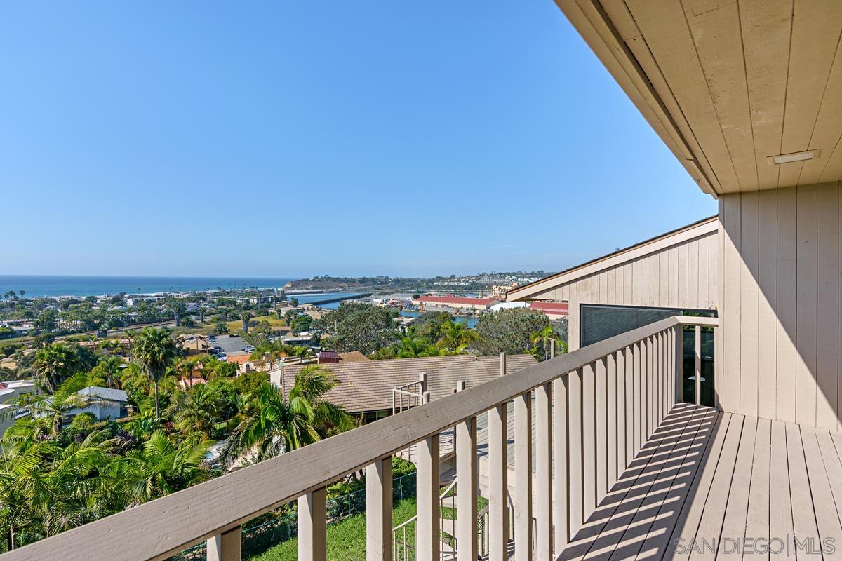 Detail Gallery Image 12 of 66 For 2150  Balboa Ave, Del Mar,  CA 92014 - 7 Beds | 5 Baths