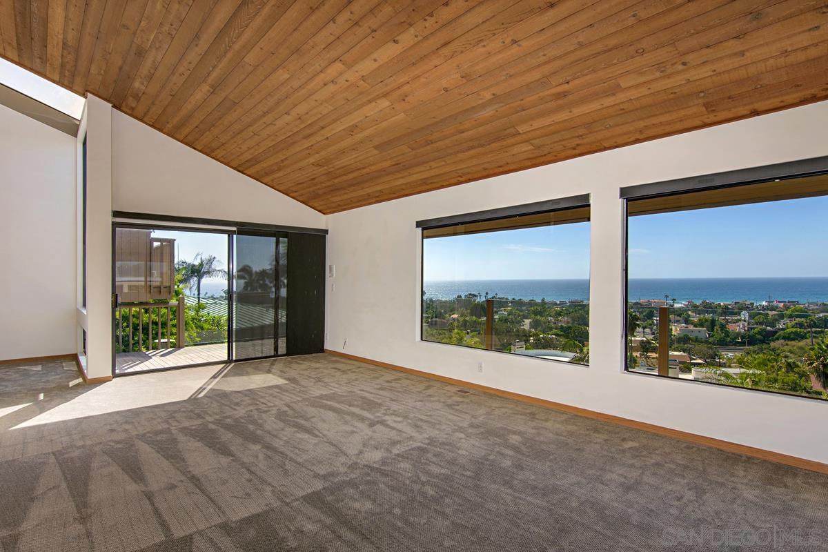 Detail Gallery Image 21 of 66 For 2150  Balboa Ave, Del Mar,  CA 92014 - 7 Beds | 5 Baths