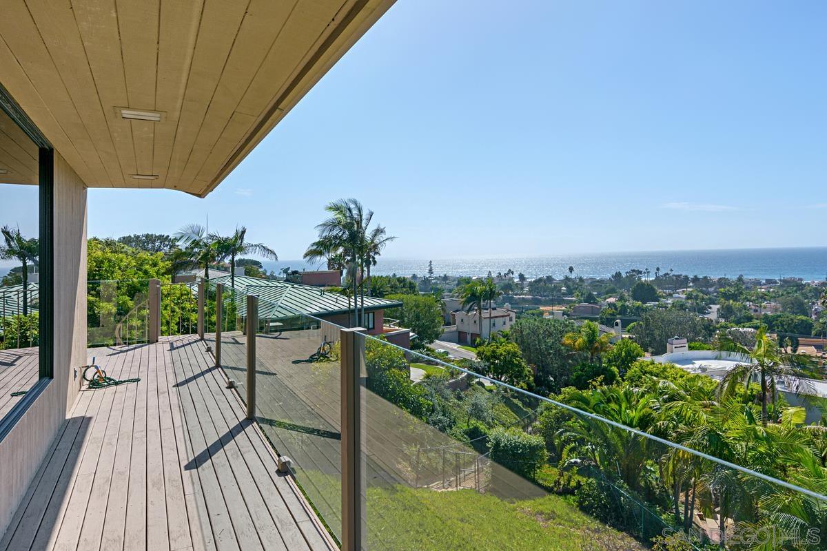 Detail Gallery Image 23 of 66 For 2150  Balboa Ave, Del Mar,  CA 92014 - 7 Beds | 5 Baths