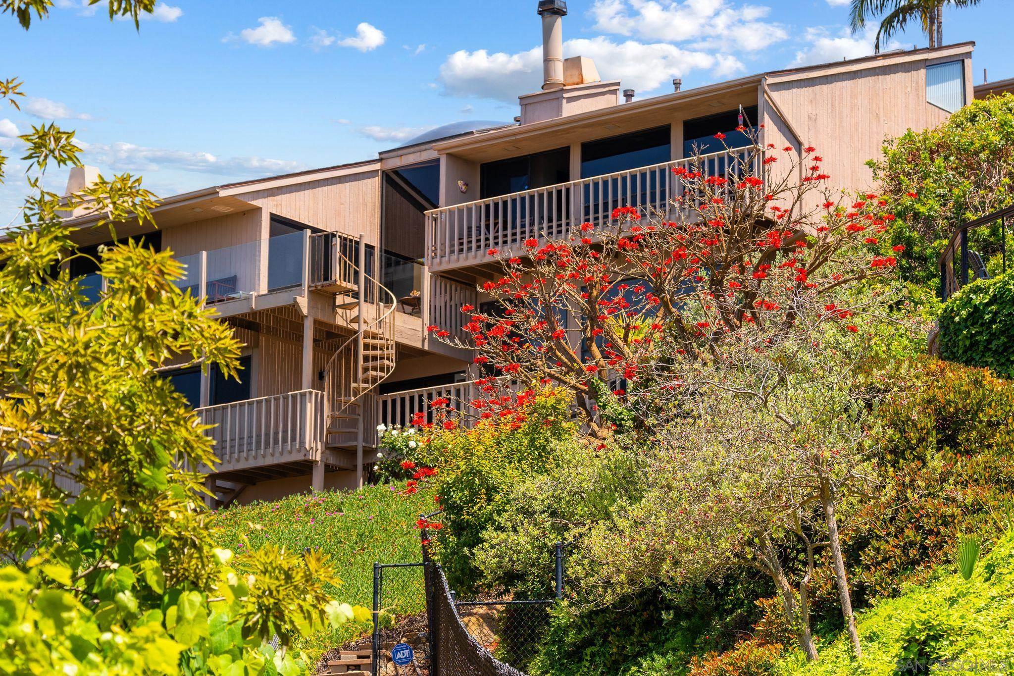 Detail Gallery Image 51 of 66 For 2150  Balboa Ave, Del Mar,  CA 92014 - 7 Beds | 5 Baths