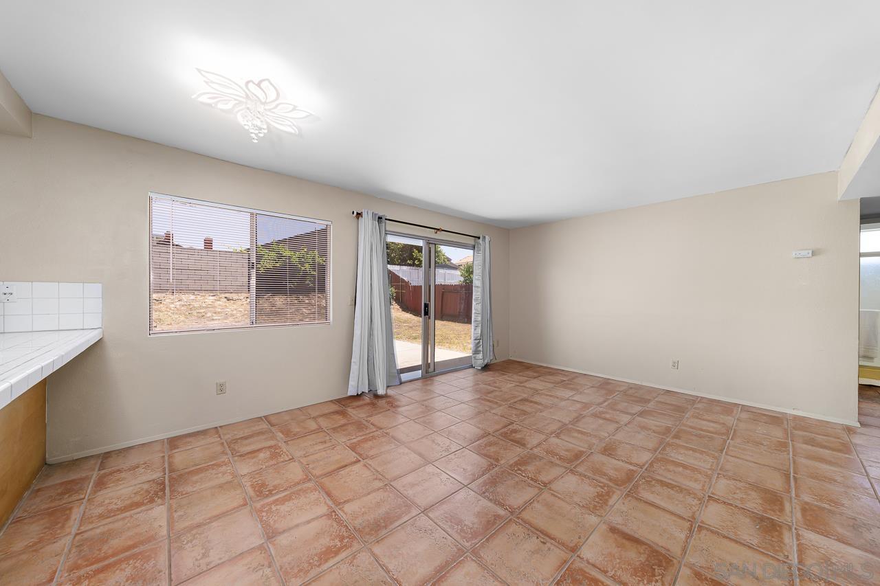 Detail Gallery Image 2 of 22 For 7263  Aquamarine Rd, San Diego,  CA 92114 - 4 Beds | 3 Baths