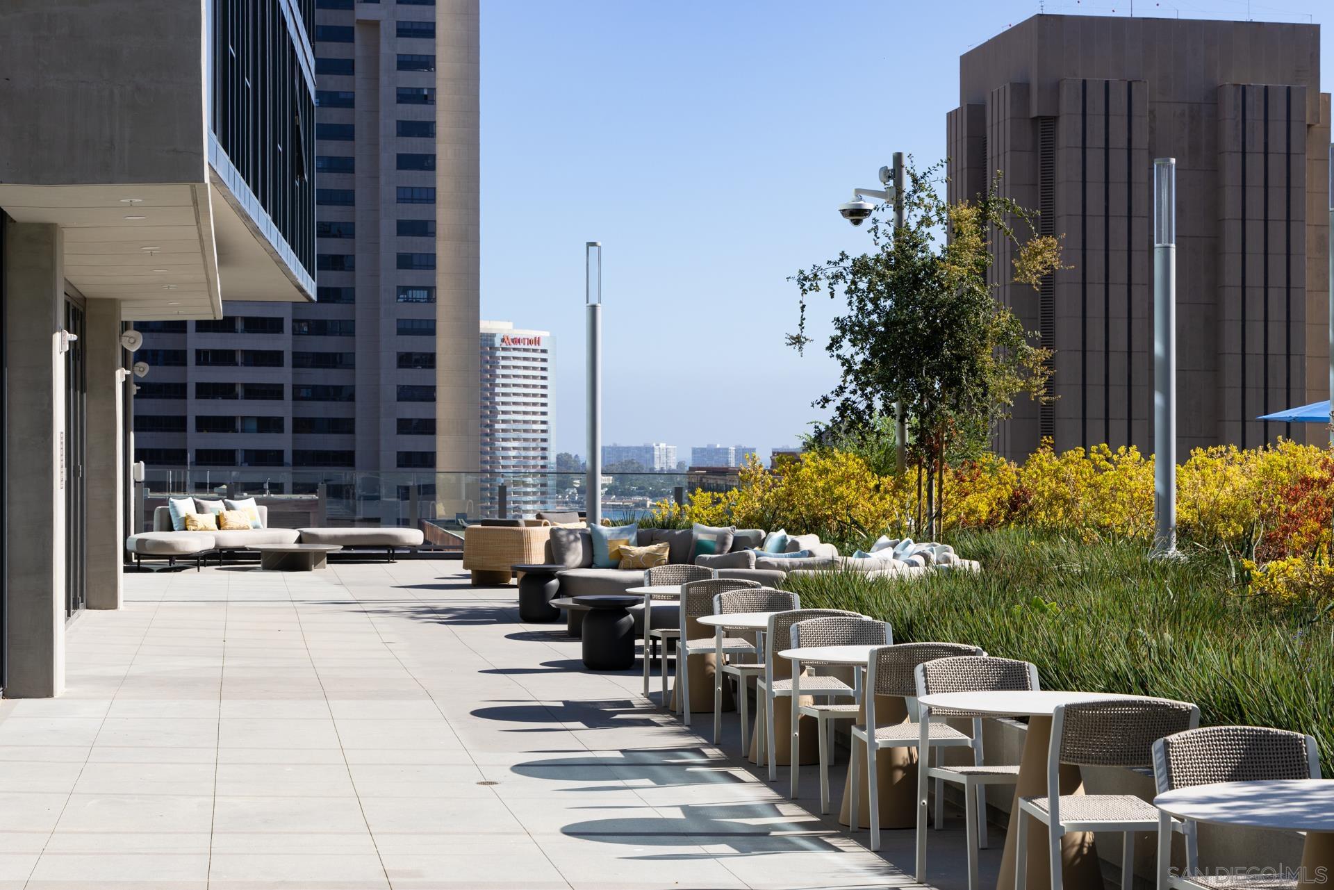 Detail Gallery Image 12 of 39 For , San Diego,  CA 92101 - 2 Beds | 2/1 Baths