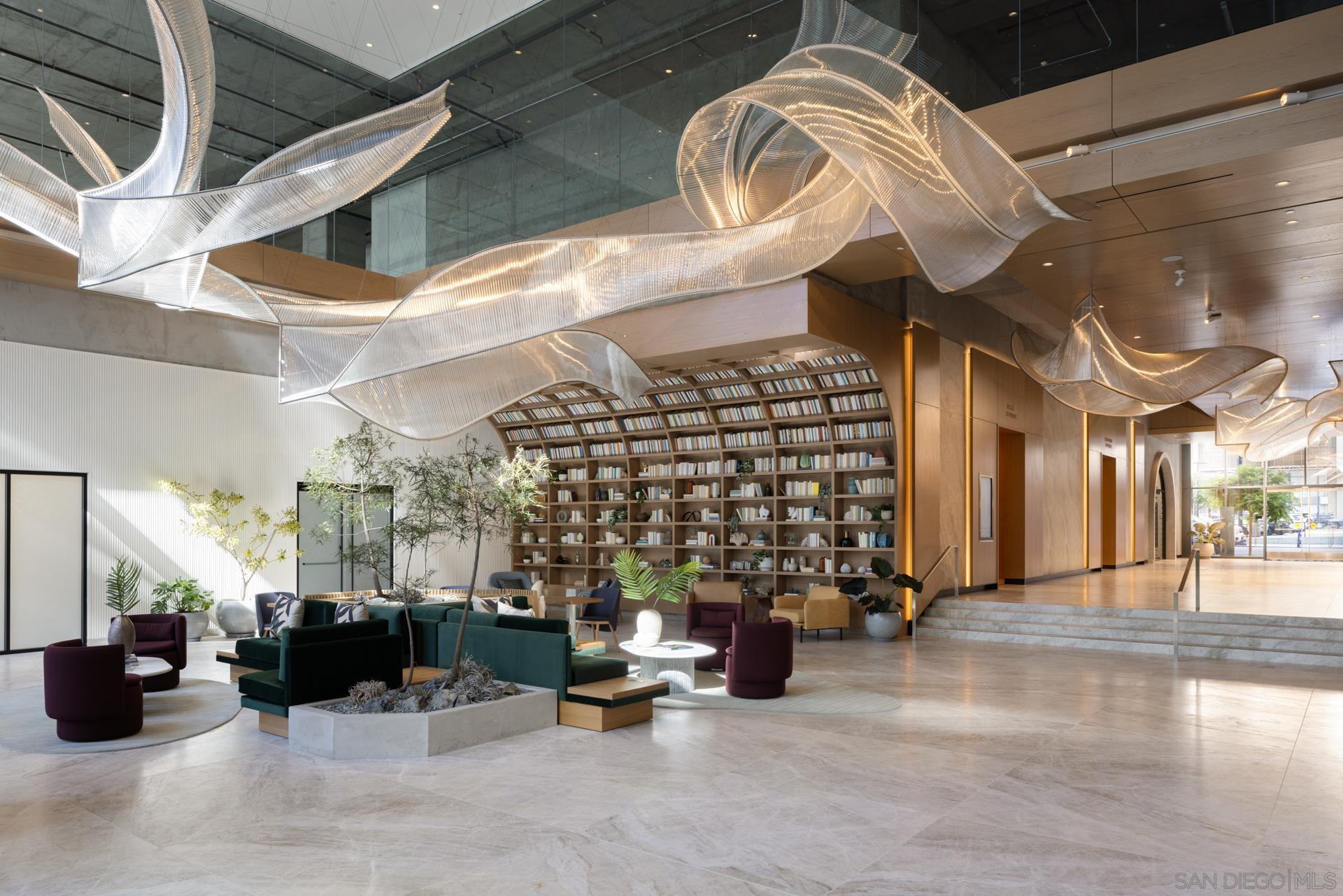 Detail Gallery Image 5 of 39 For , San Diego,  CA 92101 - 2 Beds | 2/1 Baths