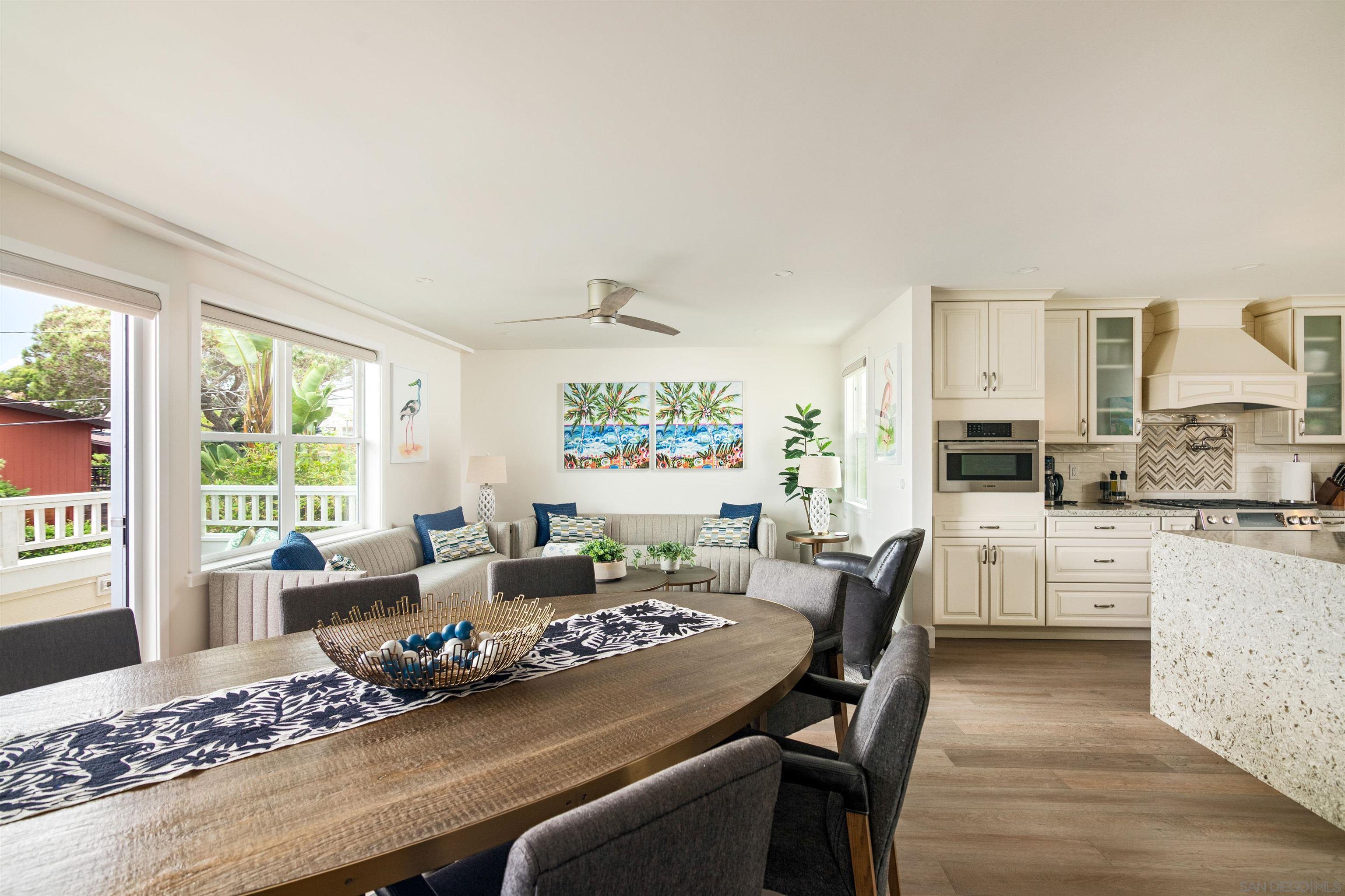 Detail Gallery Image 17 of 44 For 298  Playa Del Sur, La Jolla,  CA 92037 - 4 Beds | 4/1 Baths