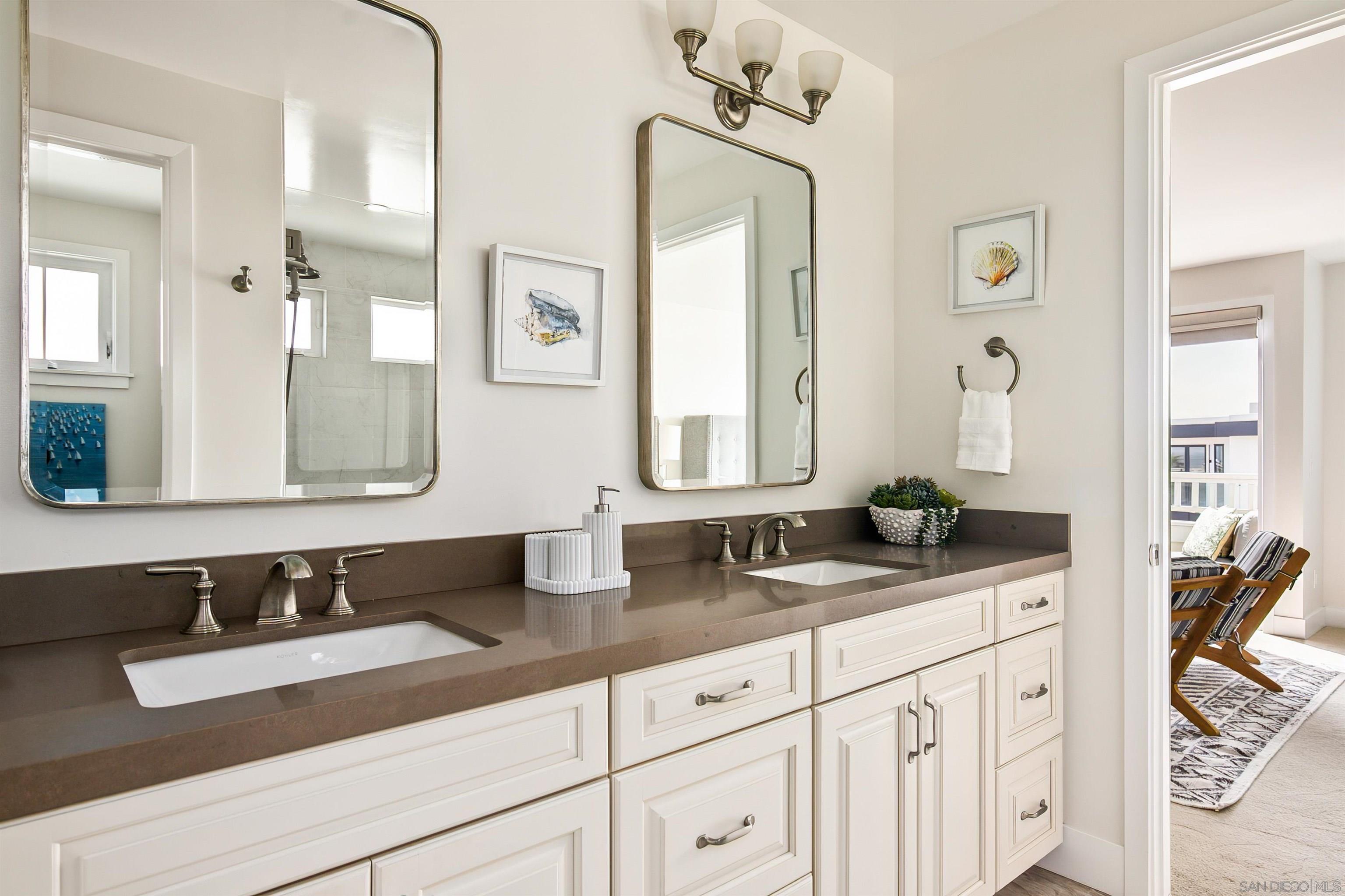 Detail Gallery Image 32 of 44 For 298  Playa Del Sur, La Jolla,  CA 92037 - 4 Beds | 4/1 Baths