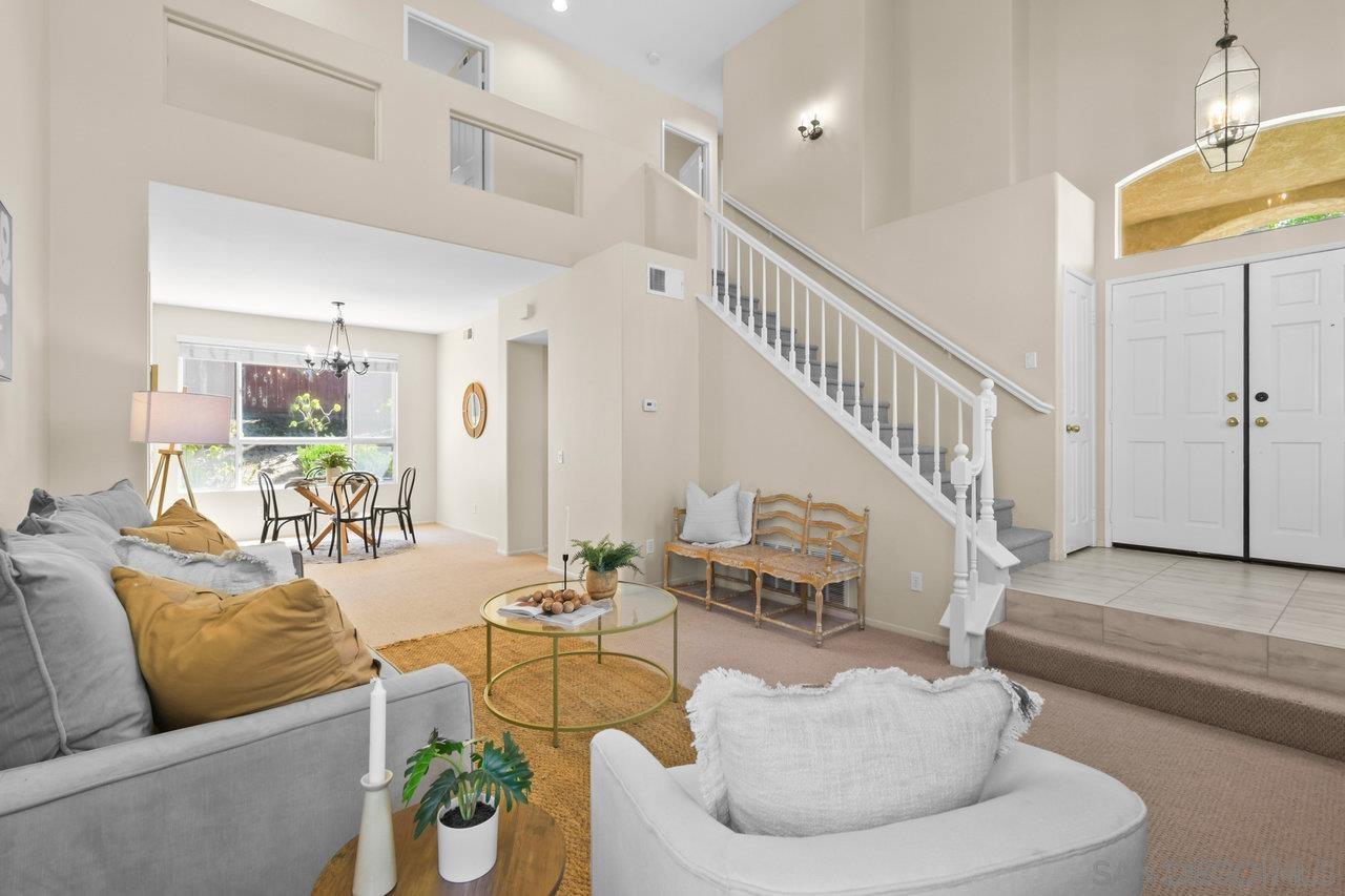 Detail Gallery Image 1 of 1 For 13583  Scarsdale Way, San Diego,  CA 92128 - 4 Beds | 2/1 Baths