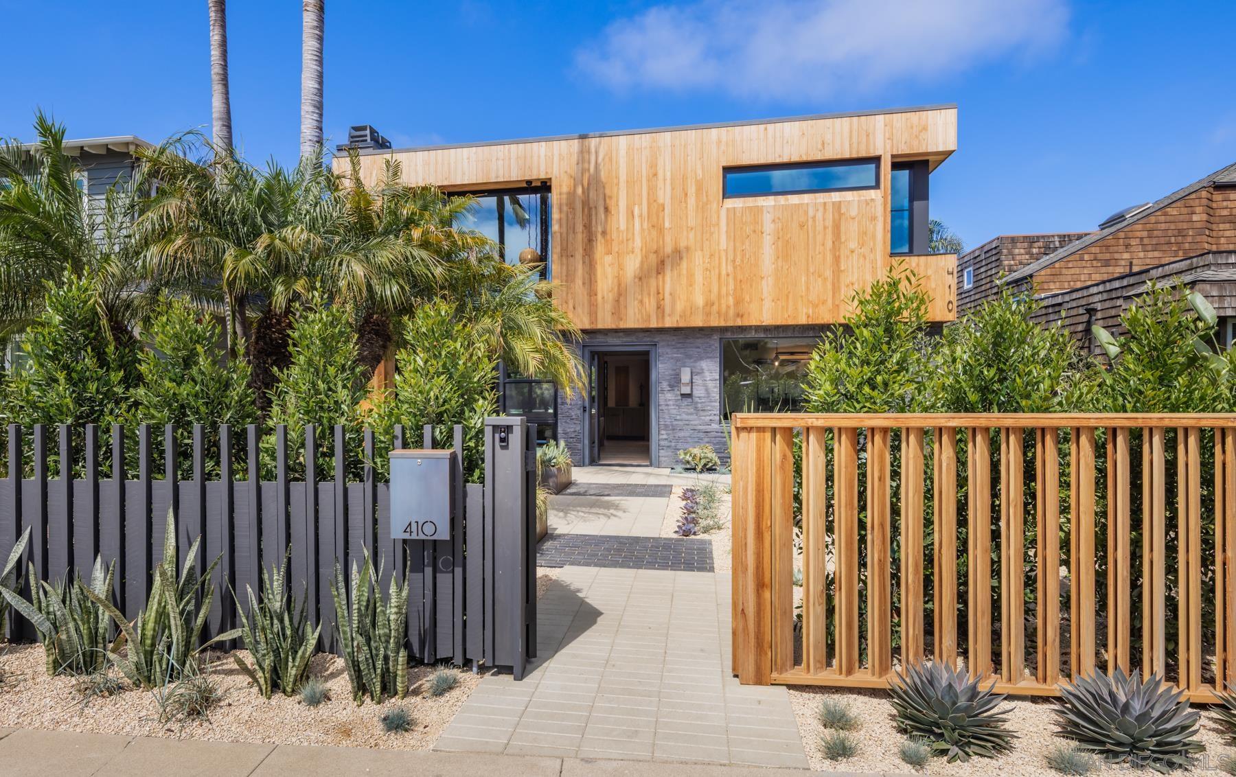 Detail Gallery Image 1 of 1 For 410  N Acacia Avenue, Solana Beach,  CA 92075 - 4 Beds | 3 Baths