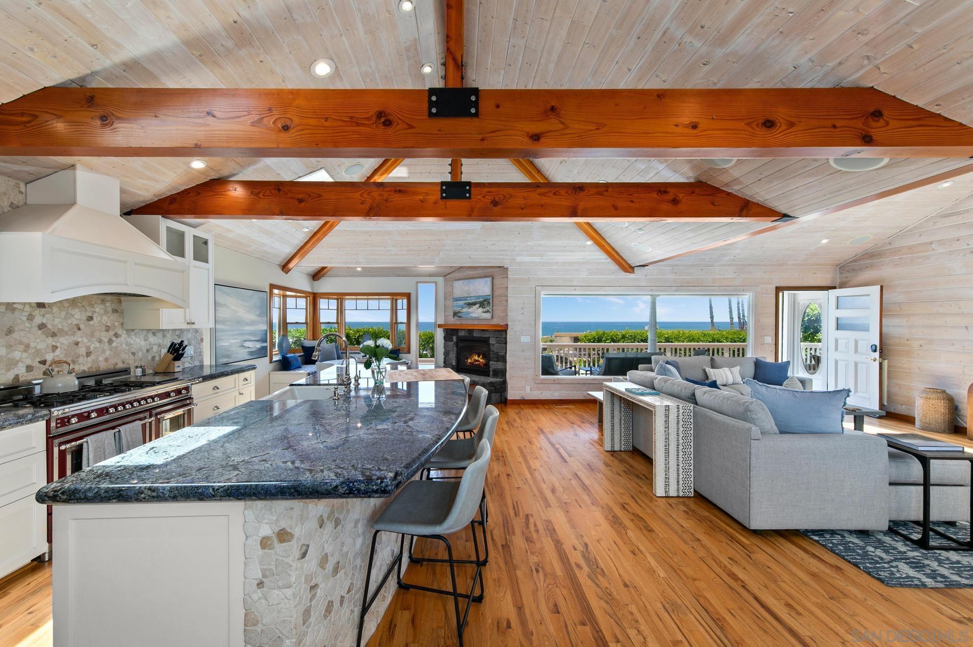 Detail Gallery Image 1 of 55 For 4853/620  Ocean/Law, San Diego,  CA 92109 - 3 Beds | 3/1 Baths