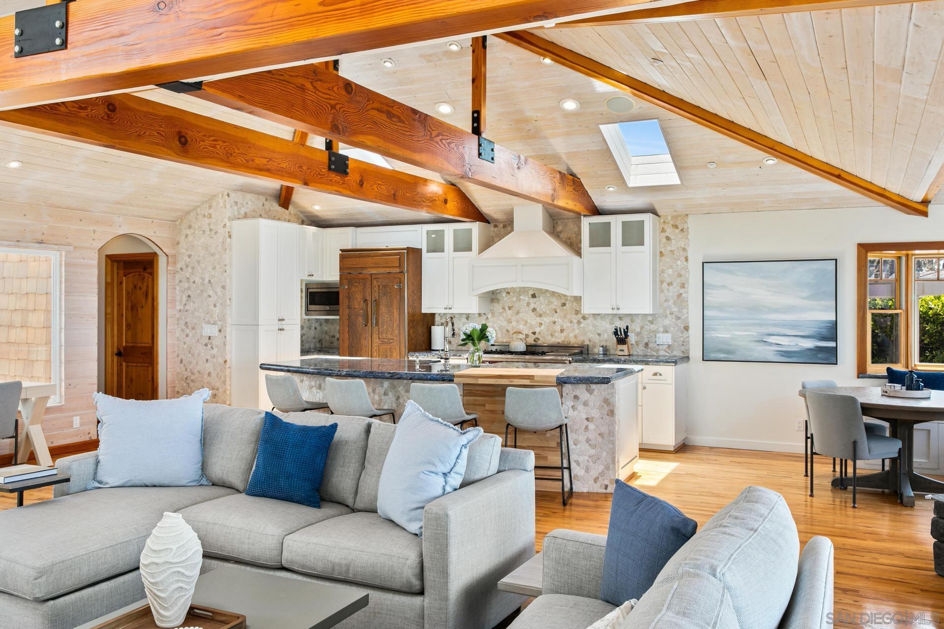 Detail Gallery Image 12 of 55 For 4853/620  Ocean/Law, San Diego,  CA 92109 - 3 Beds | 3/1 Baths