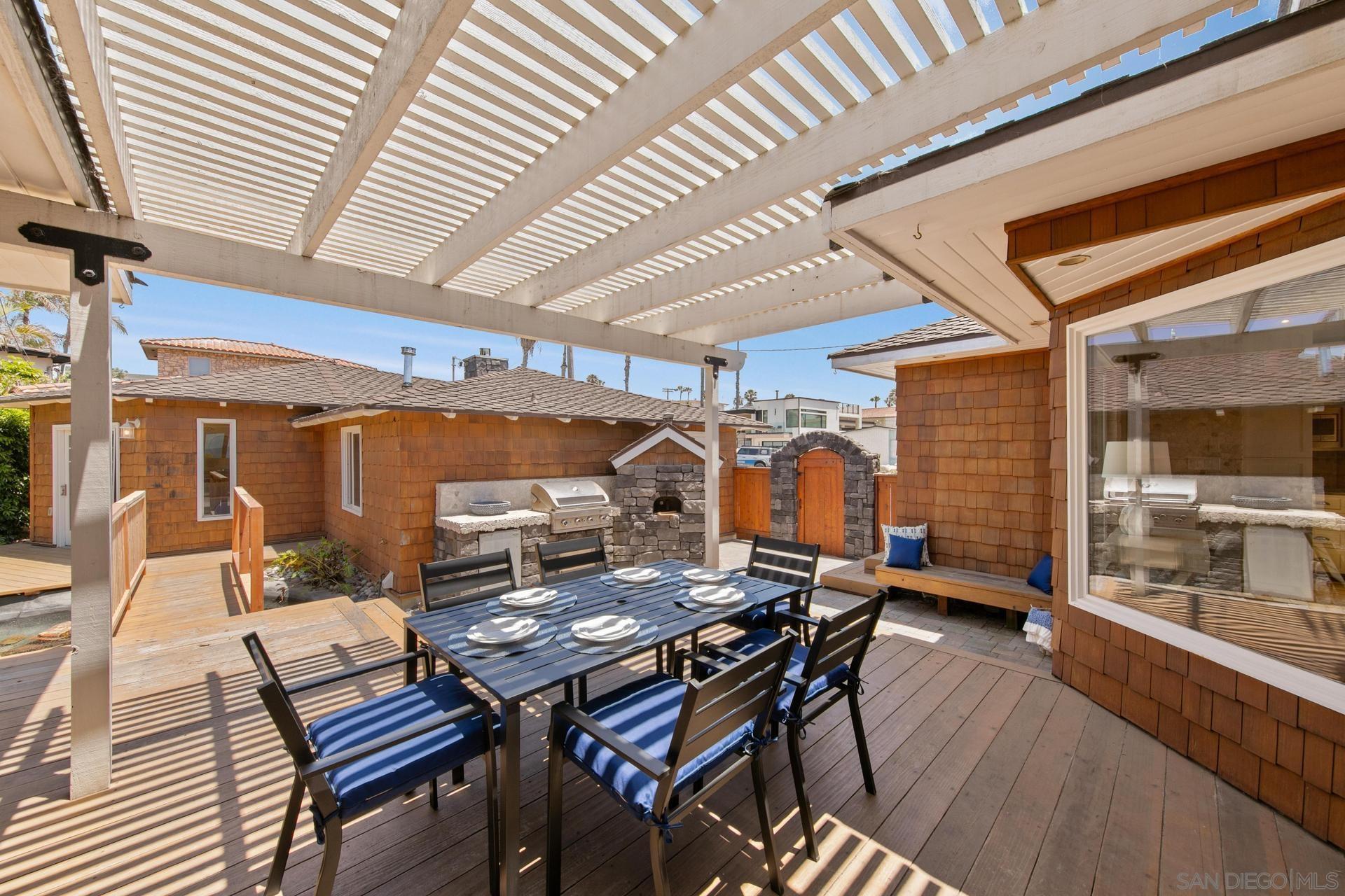 Detail Gallery Image 33 of 55 For 4853/620  Ocean/Law, San Diego,  CA 92109 - 3 Beds | 3/1 Baths